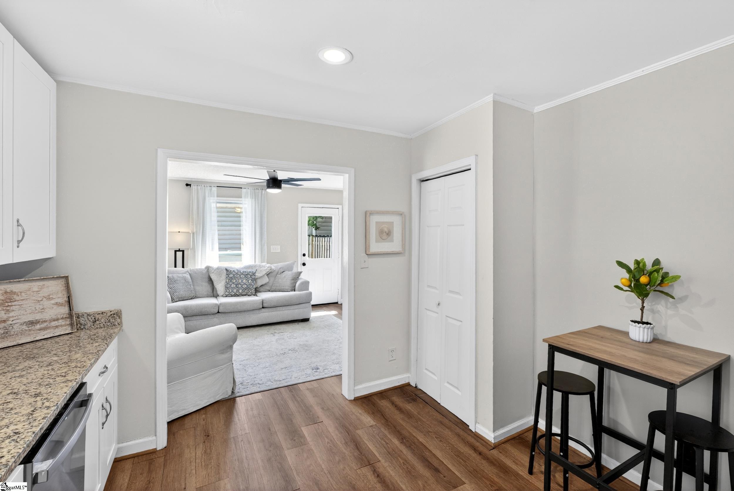 7 Burns Circle Greenville, SC 29605