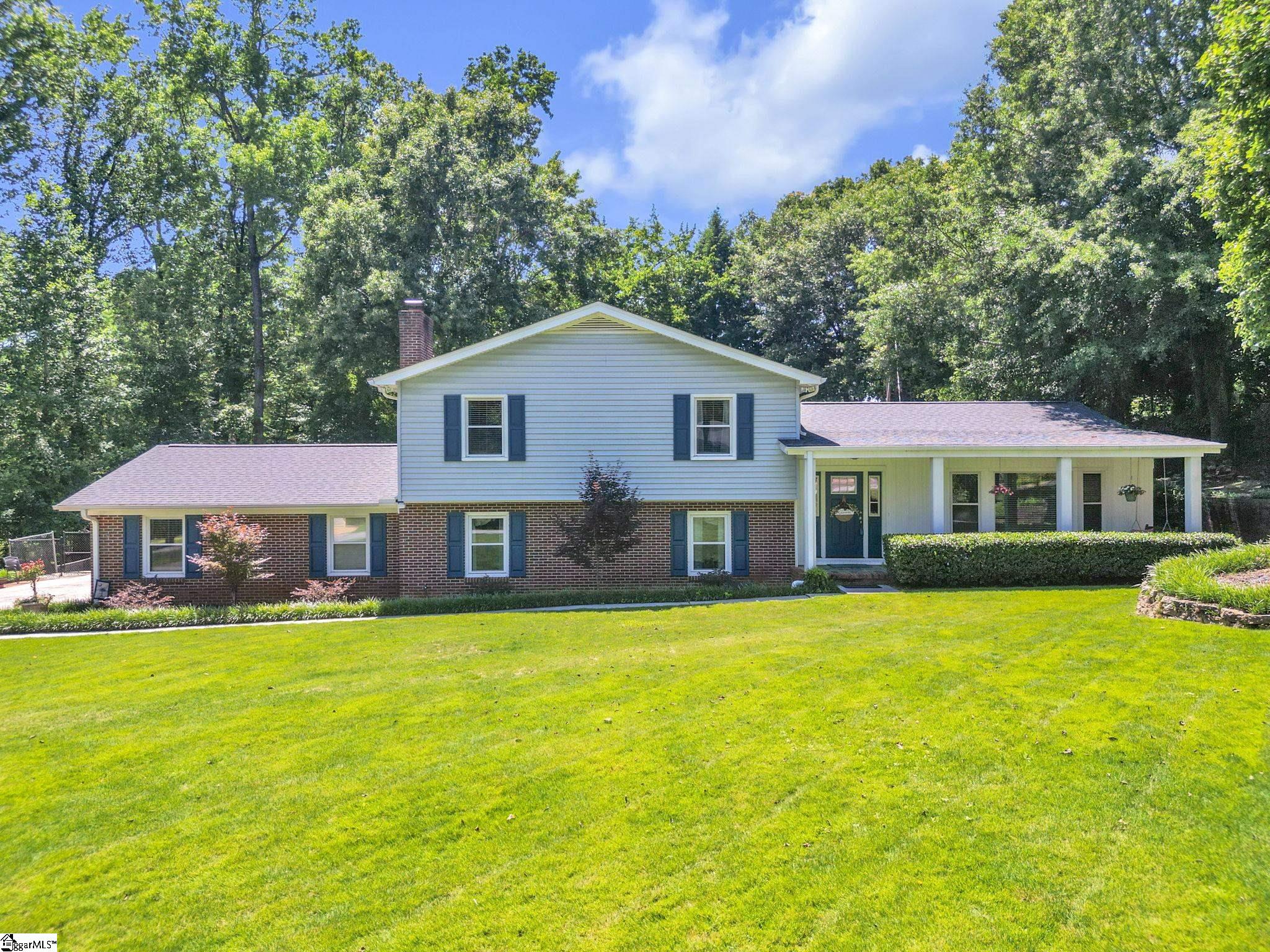 2803 Woodridge Drive Anderson, SC 29621