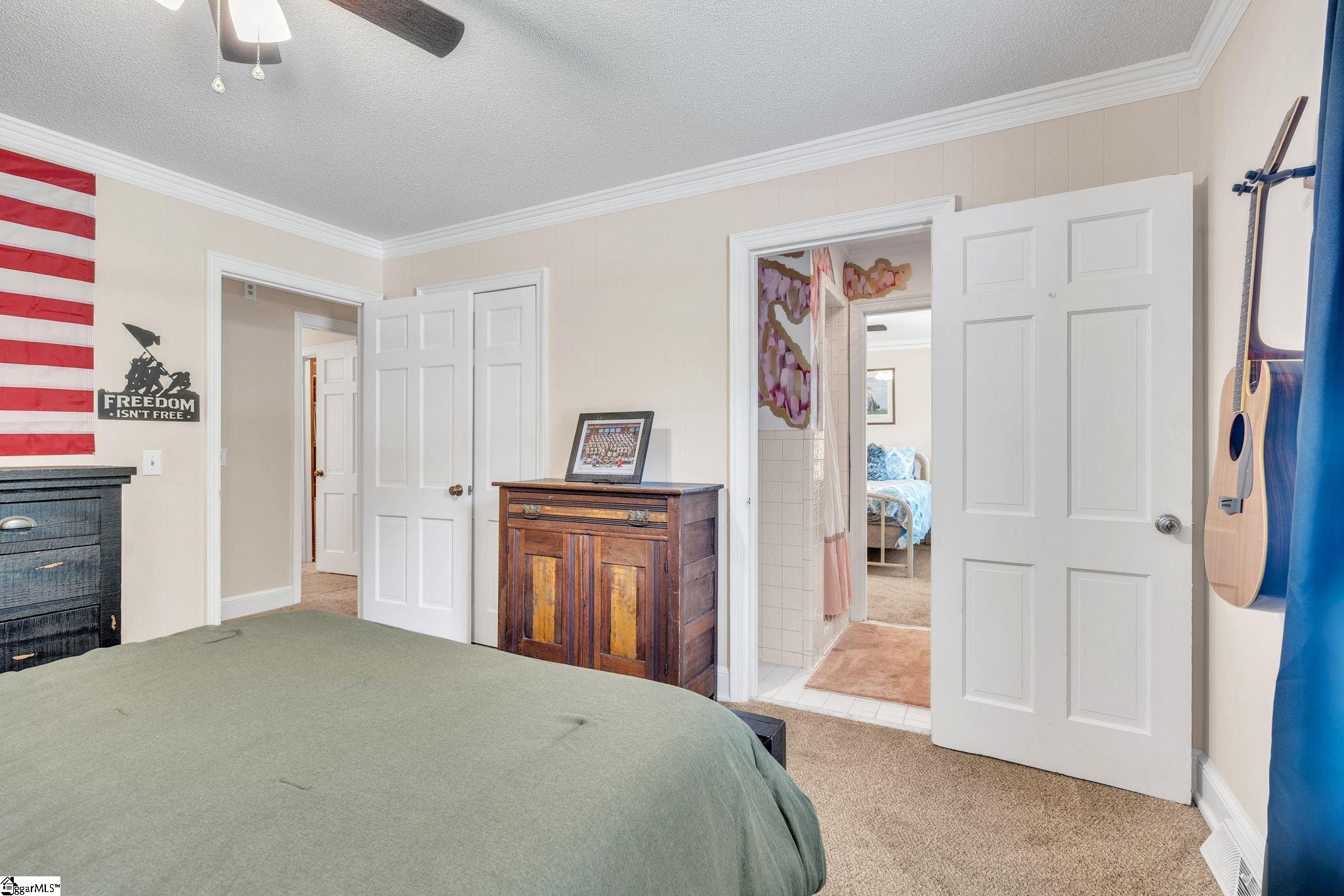 2803 Woodridge Drive Anderson, SC 29621