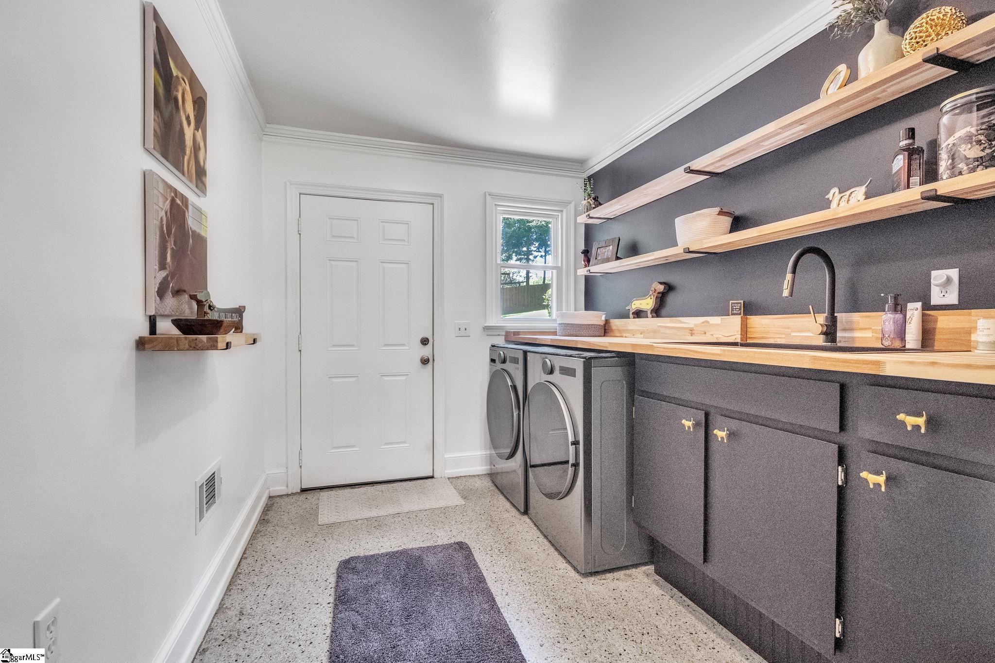 2803 Woodridge Drive Anderson, SC 29621