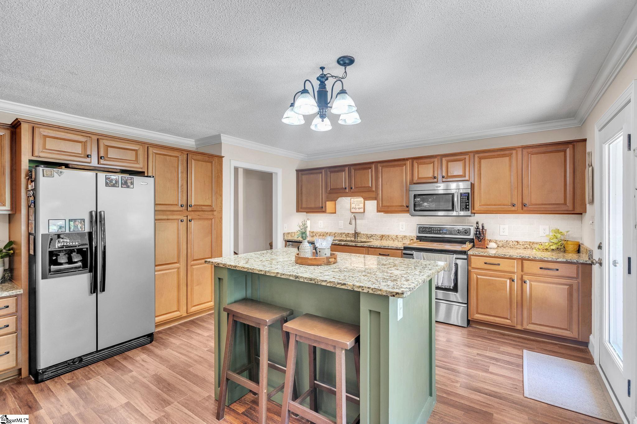 2803 Woodridge Drive Anderson, SC 29621