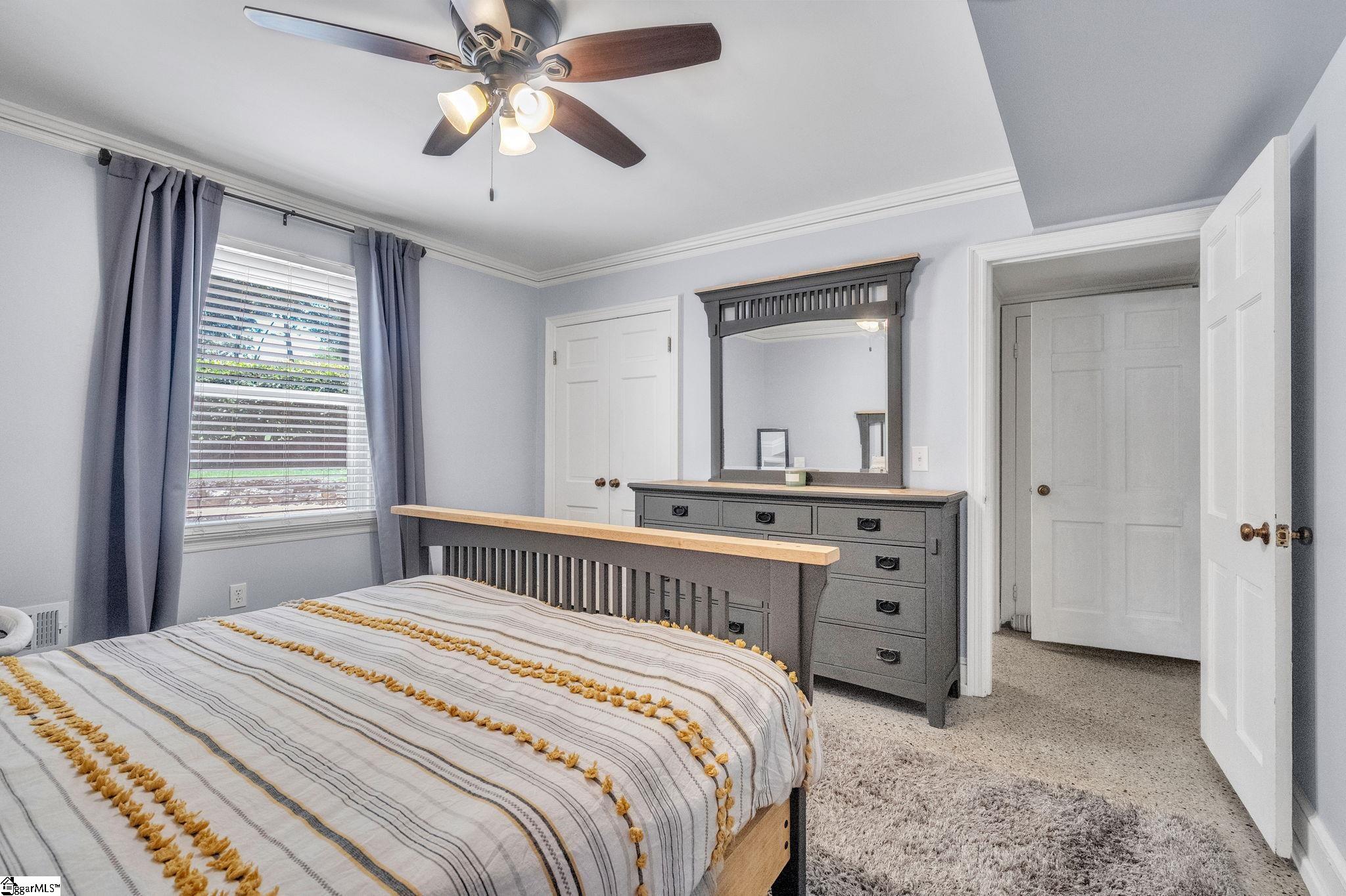 2803 Woodridge Drive Anderson, SC 29621