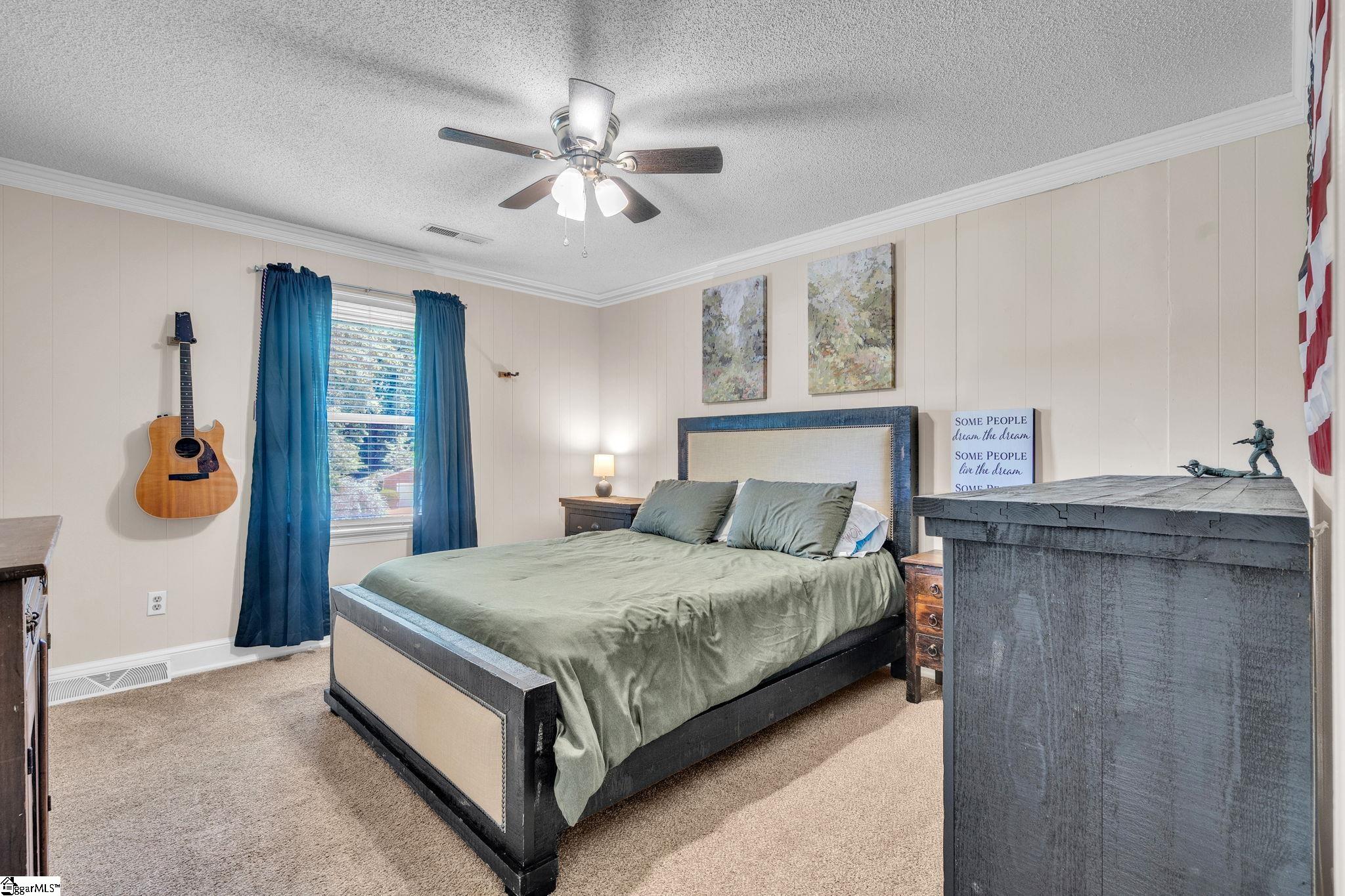 2803 Woodridge Drive Anderson, SC 29621