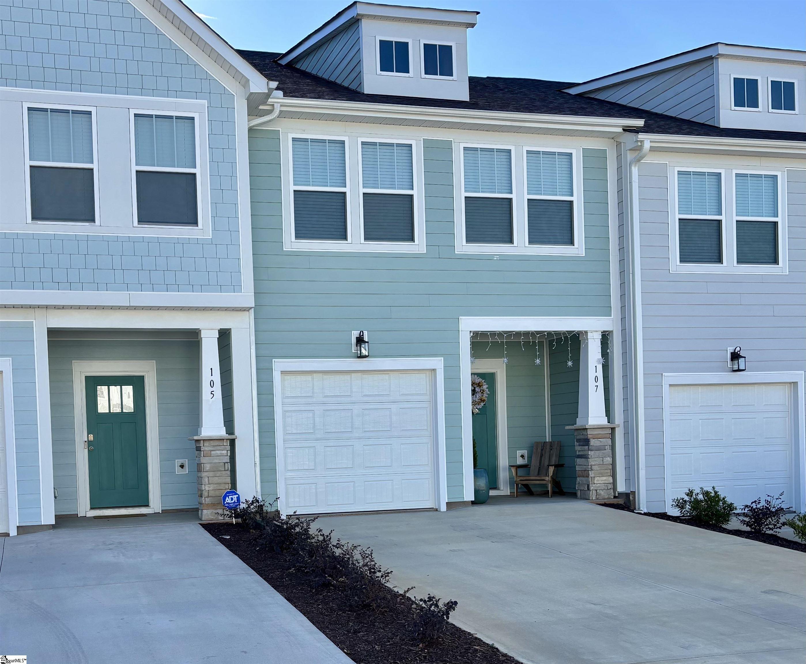 107 Cobden Court Simpsonville, SC 29681
