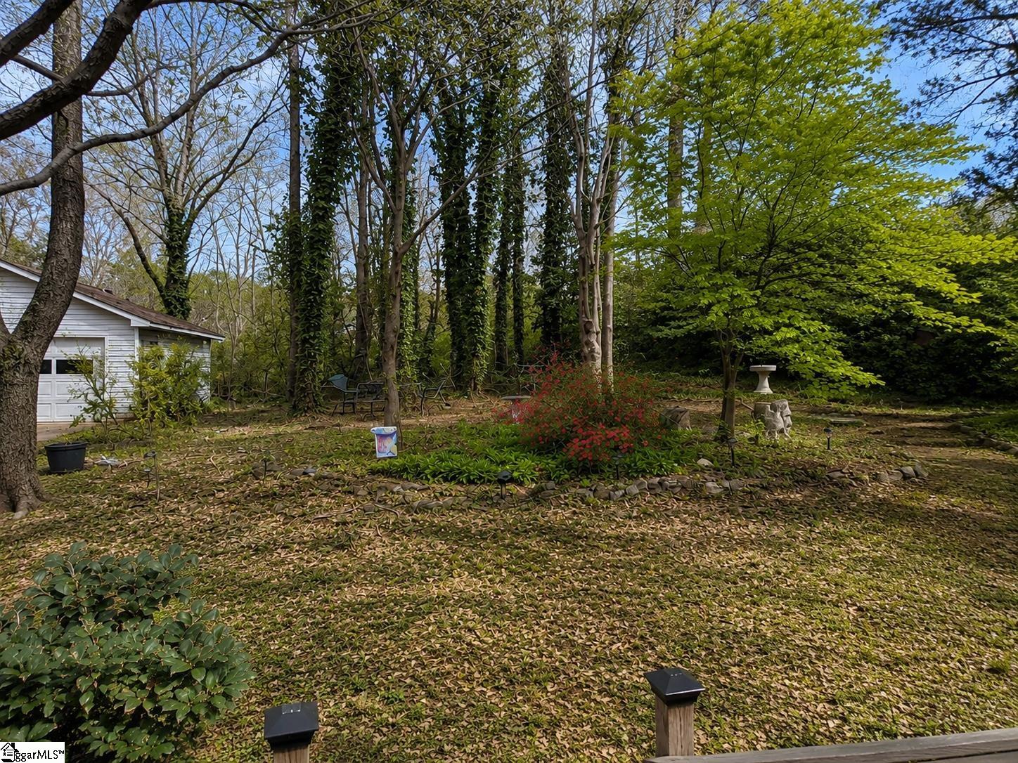 4 Merry Dale Lane Greenville, SC 29617