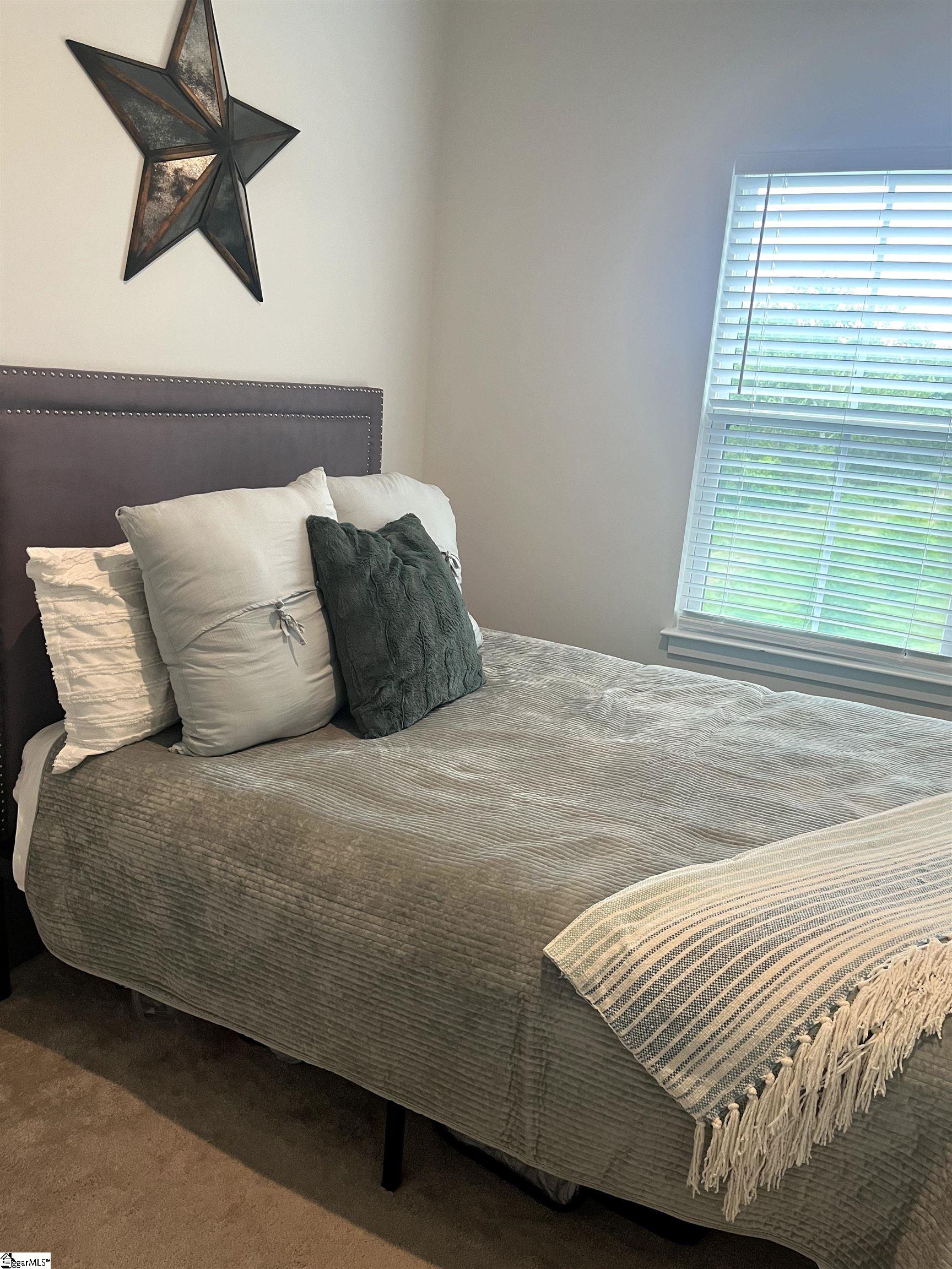 119 Rollins Avenue Greenville, SC 29607