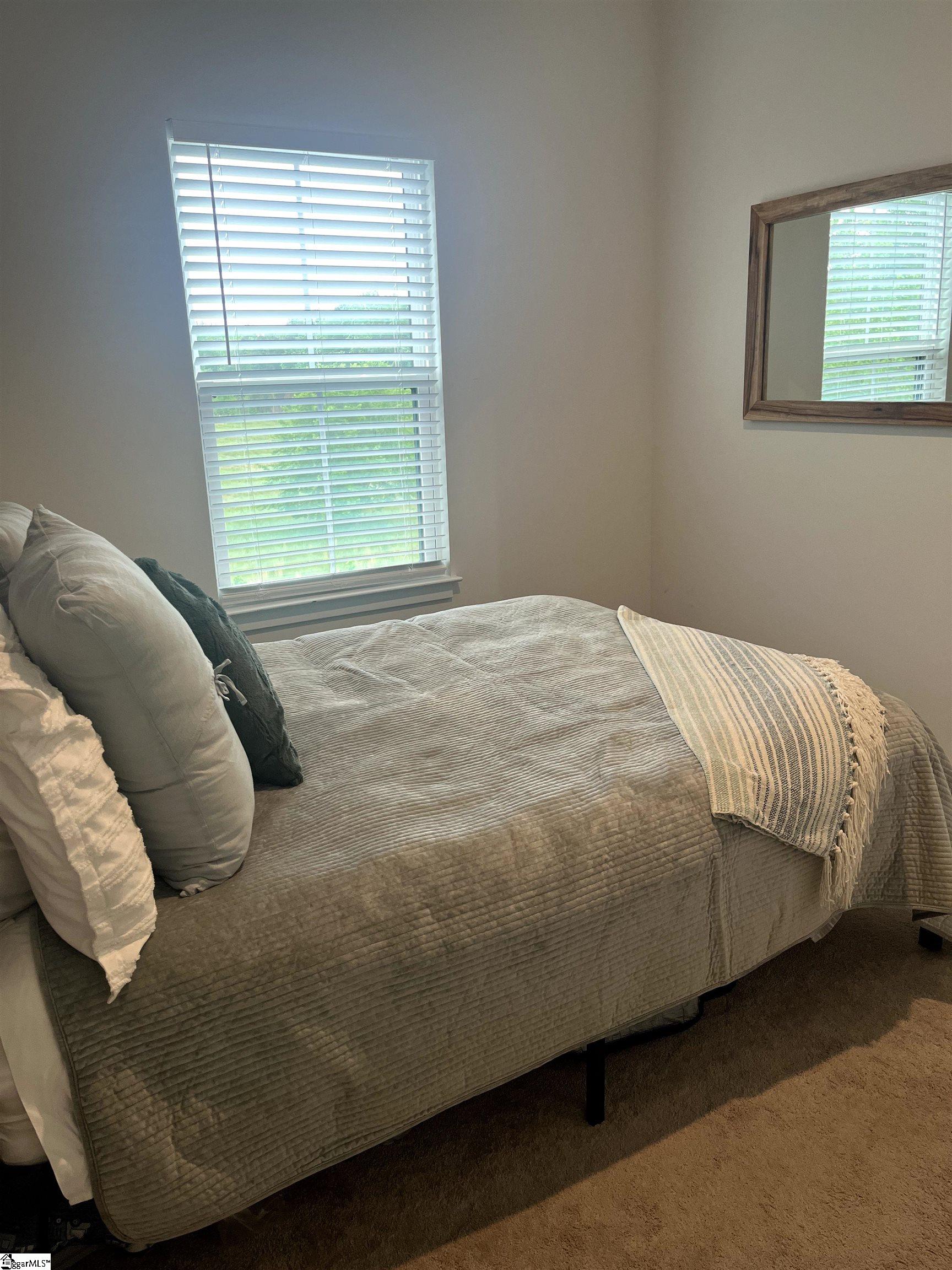 119 Rollins Avenue Greenville, SC 29607