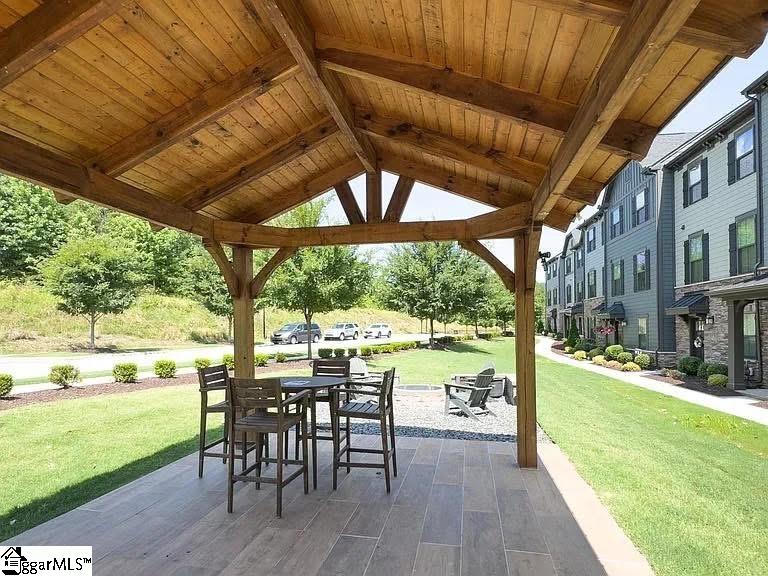 119 Rollins Avenue Greenville, SC 29607