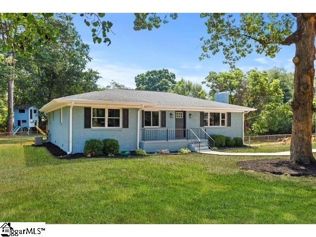 13 Cardinal Drive Taylors, SC 29687-3210