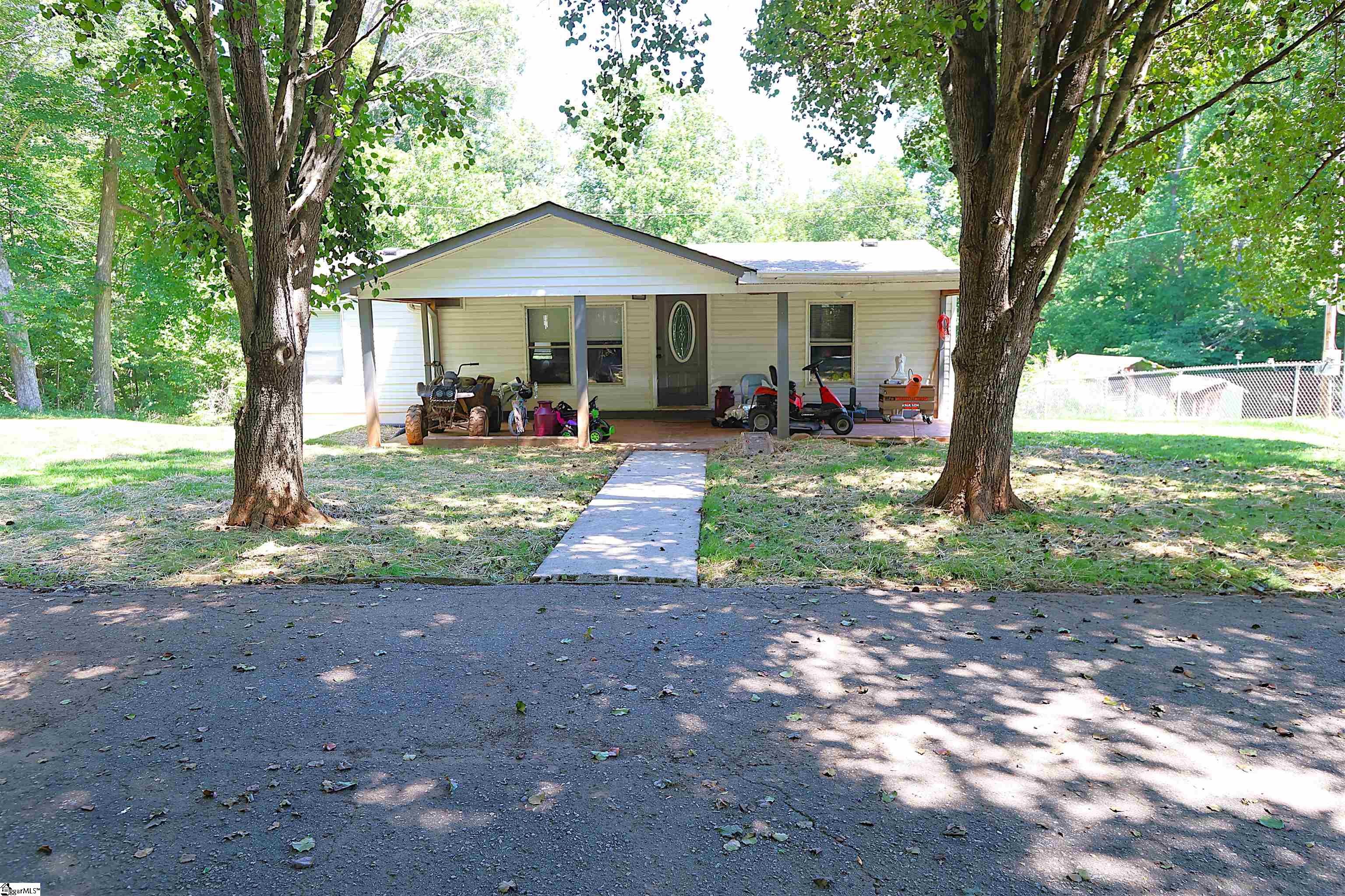 251 Crenshaw Road Cowpens, SC 29330