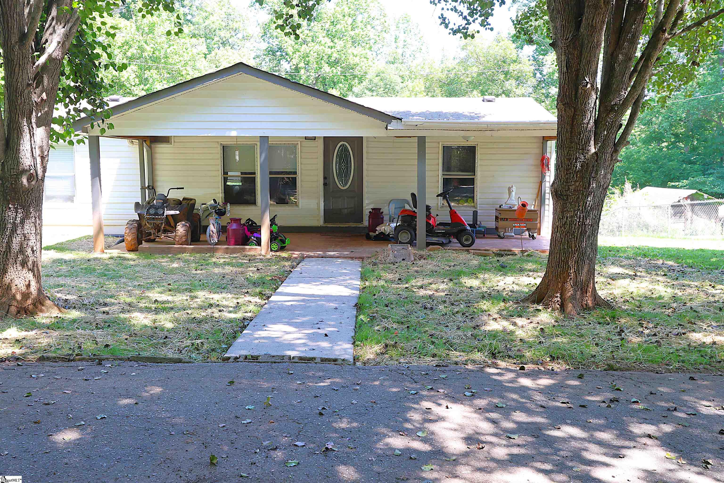 251 Crenshaw Road Cowpens, SC 29330