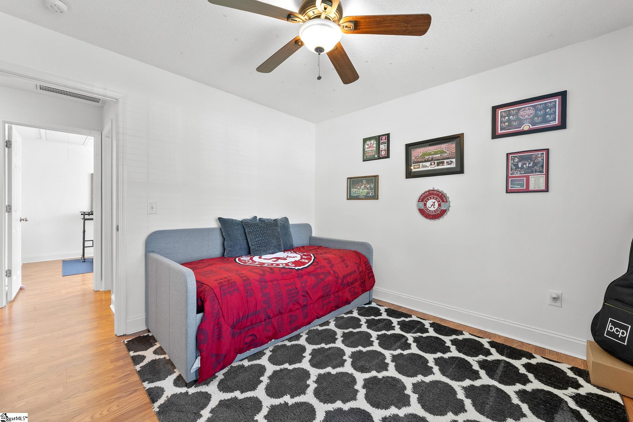 6 Huntley Court Simpsonville, SC 29681