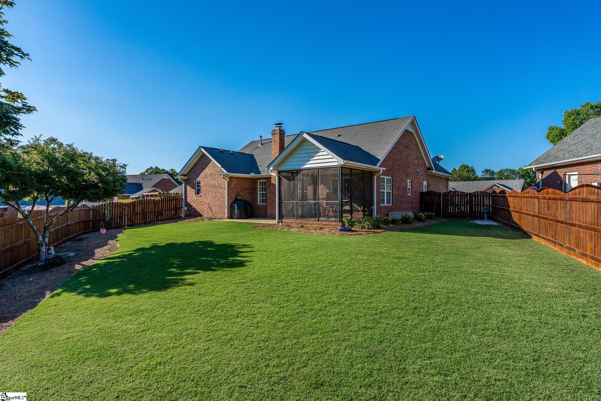 6 Huntley Court Simpsonville, SC 29681