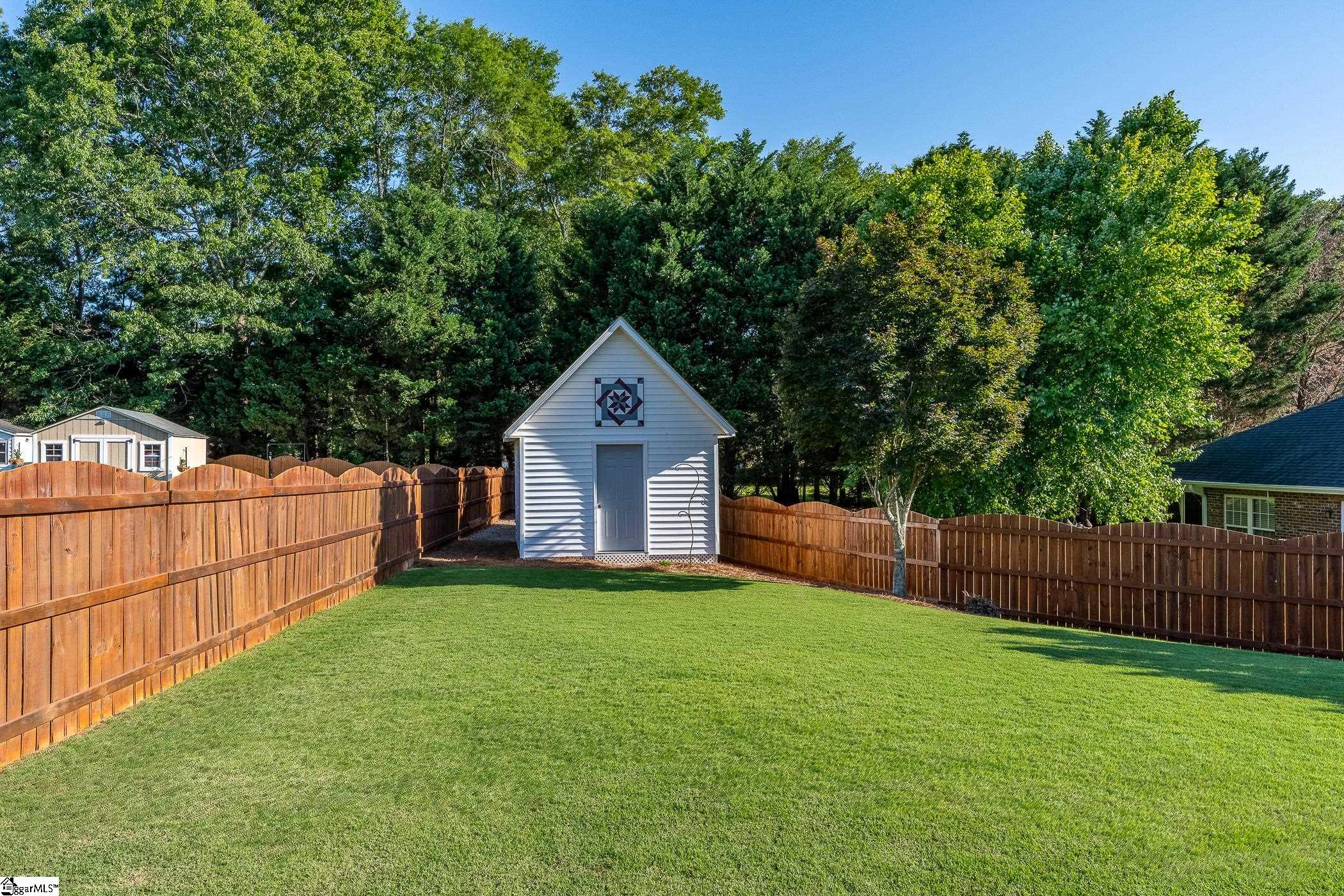 6 Huntley Court Simpsonville, SC 29681