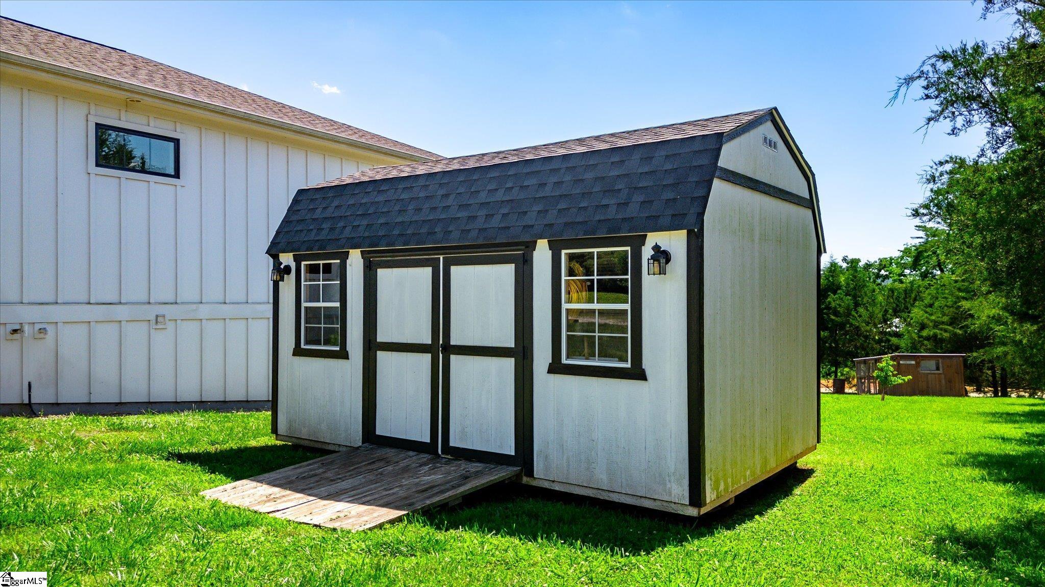 349 Amberwood Road Pickens, SC 29671