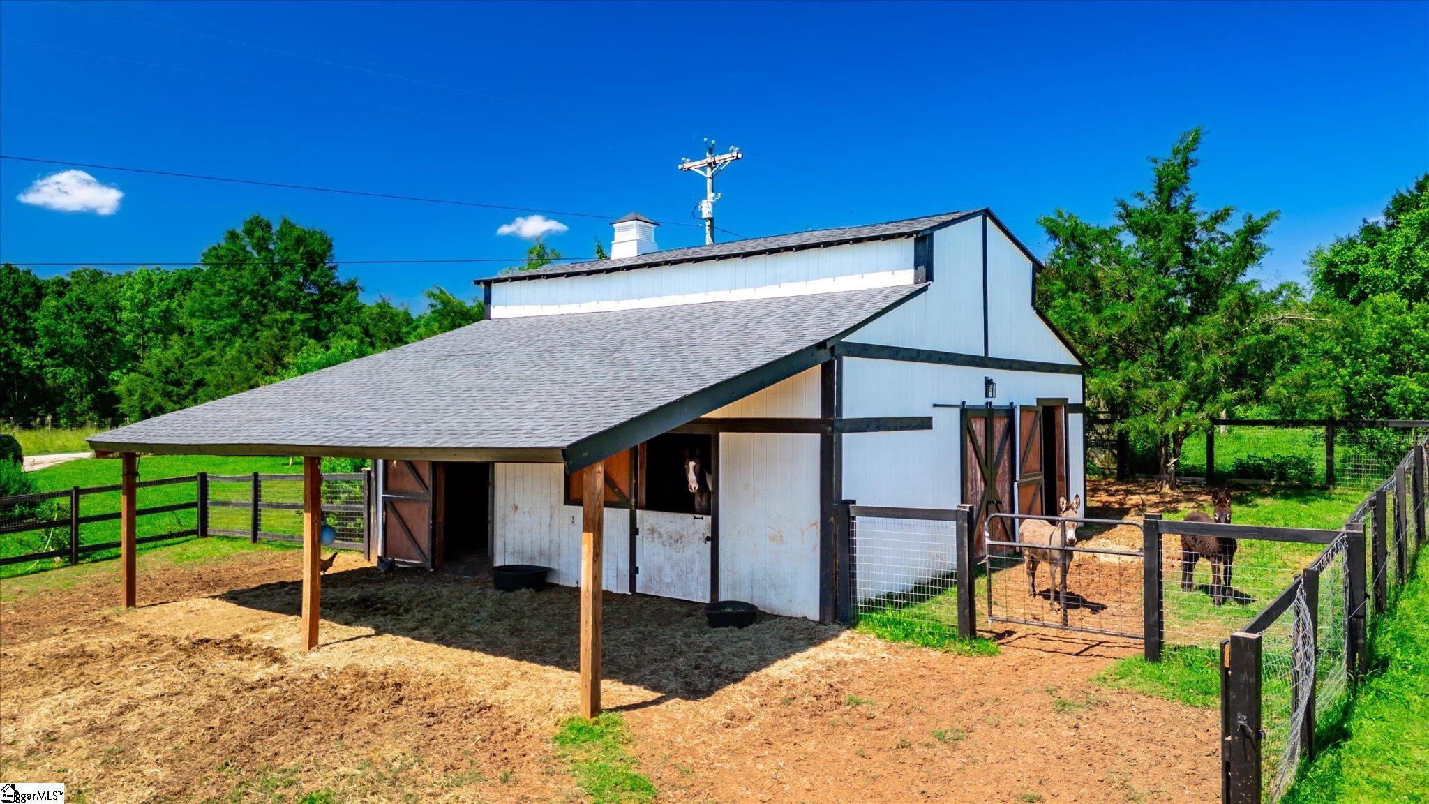 349 Amberwood Road Pickens, SC 29671