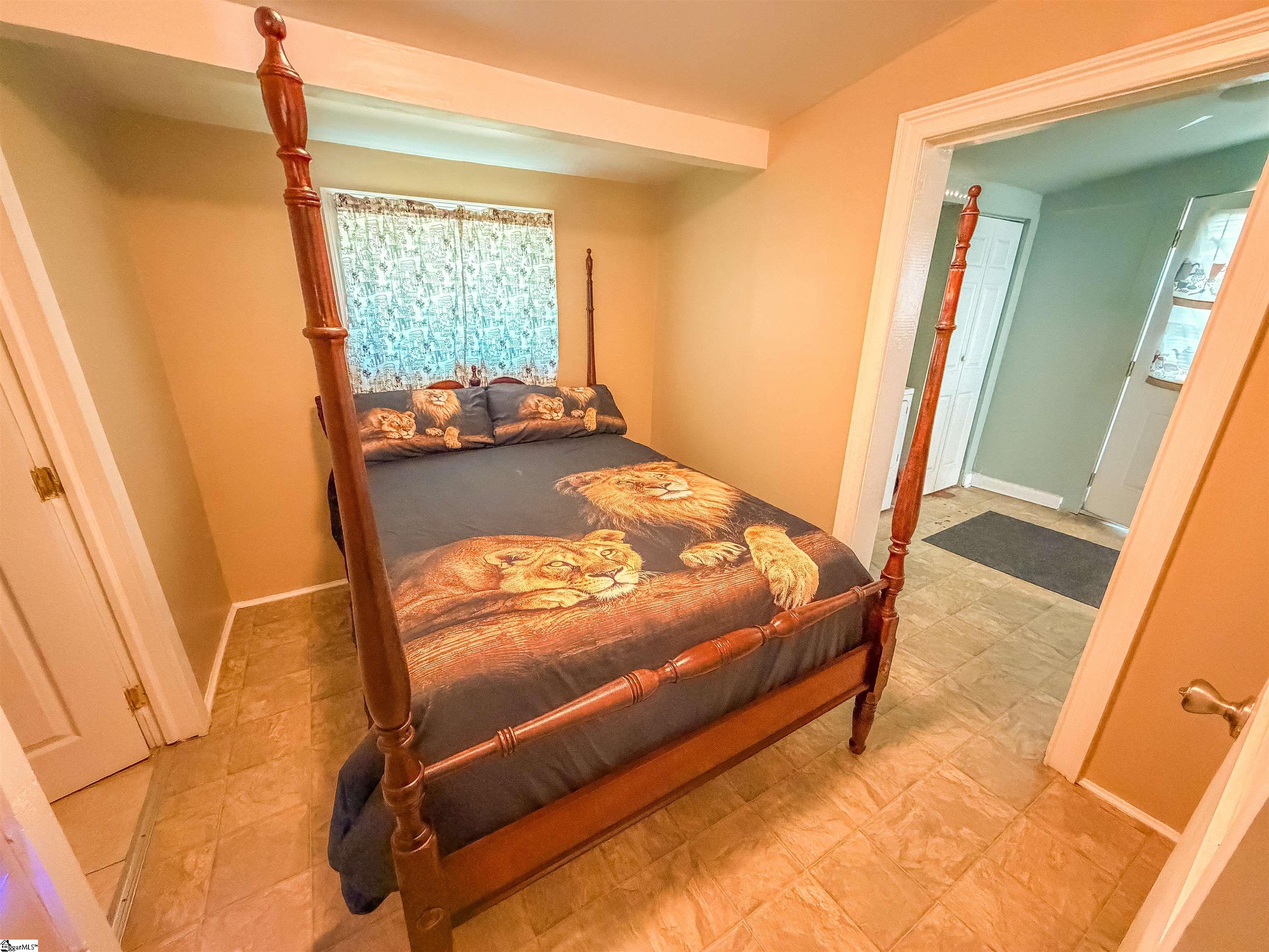6 S Green Street UNIT Unit A & B Williamston, SC 29697