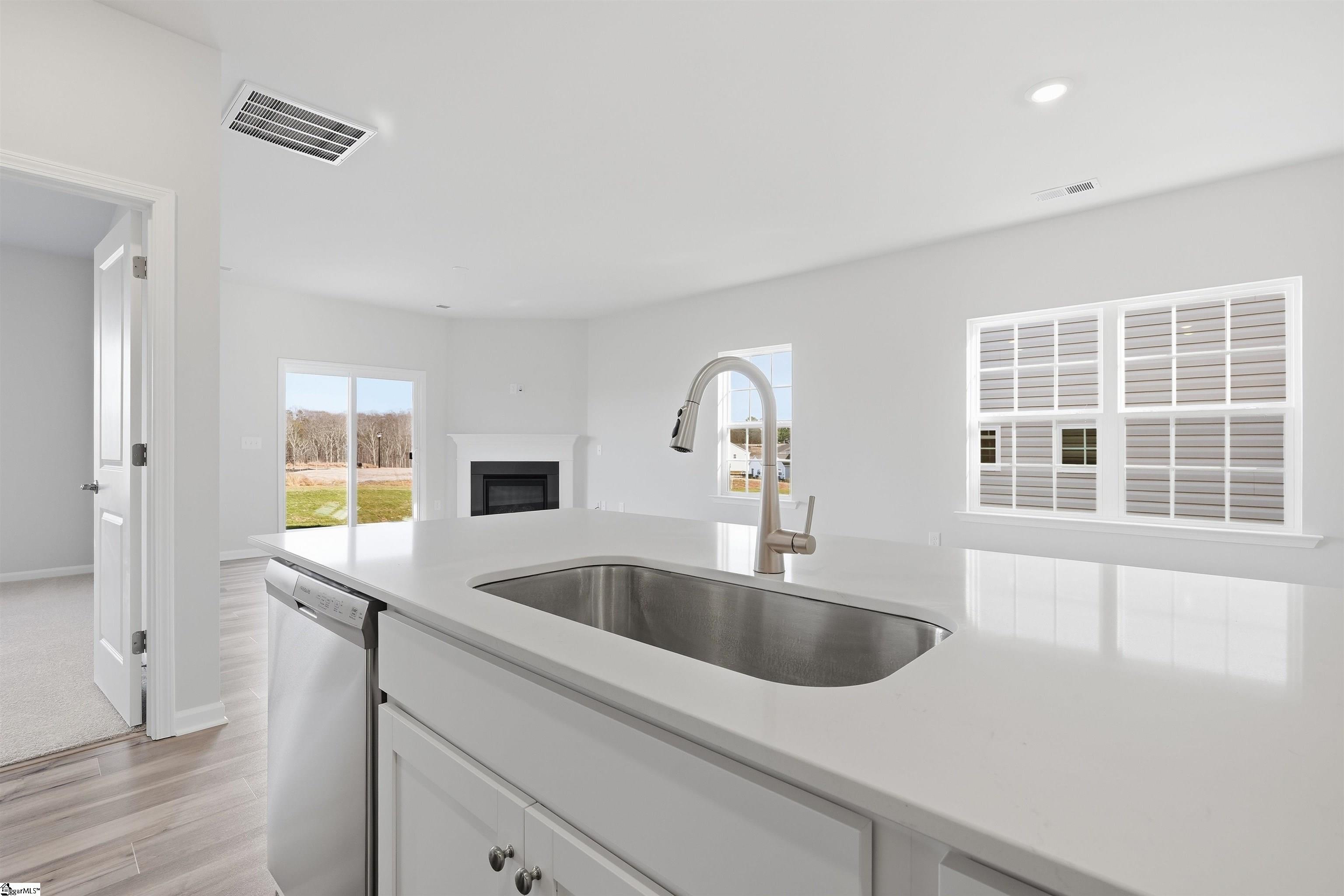 138 Farmwell Drive Woodruff, SC 29388