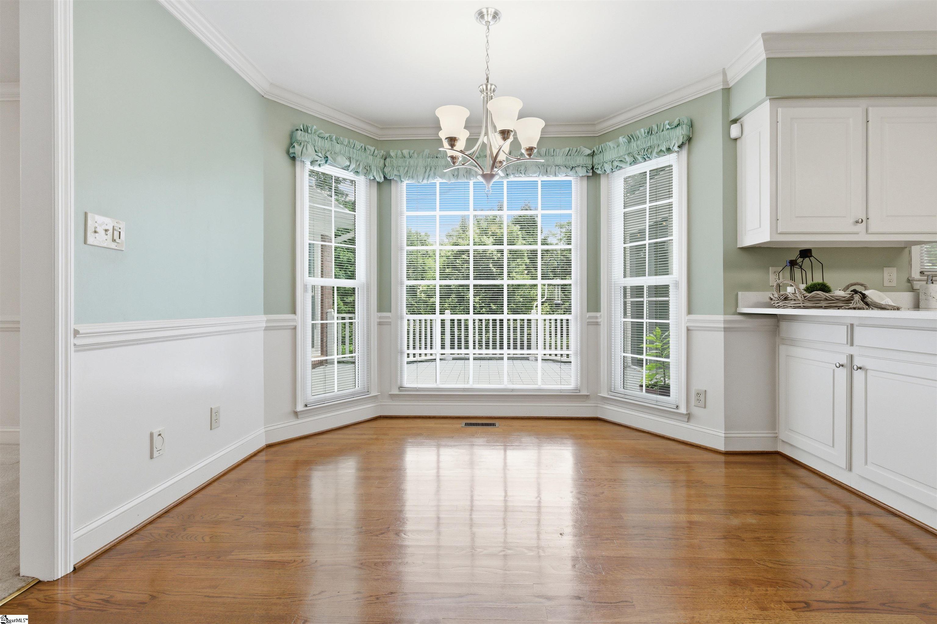 110 W Killarney Lake Moore, SC 29369