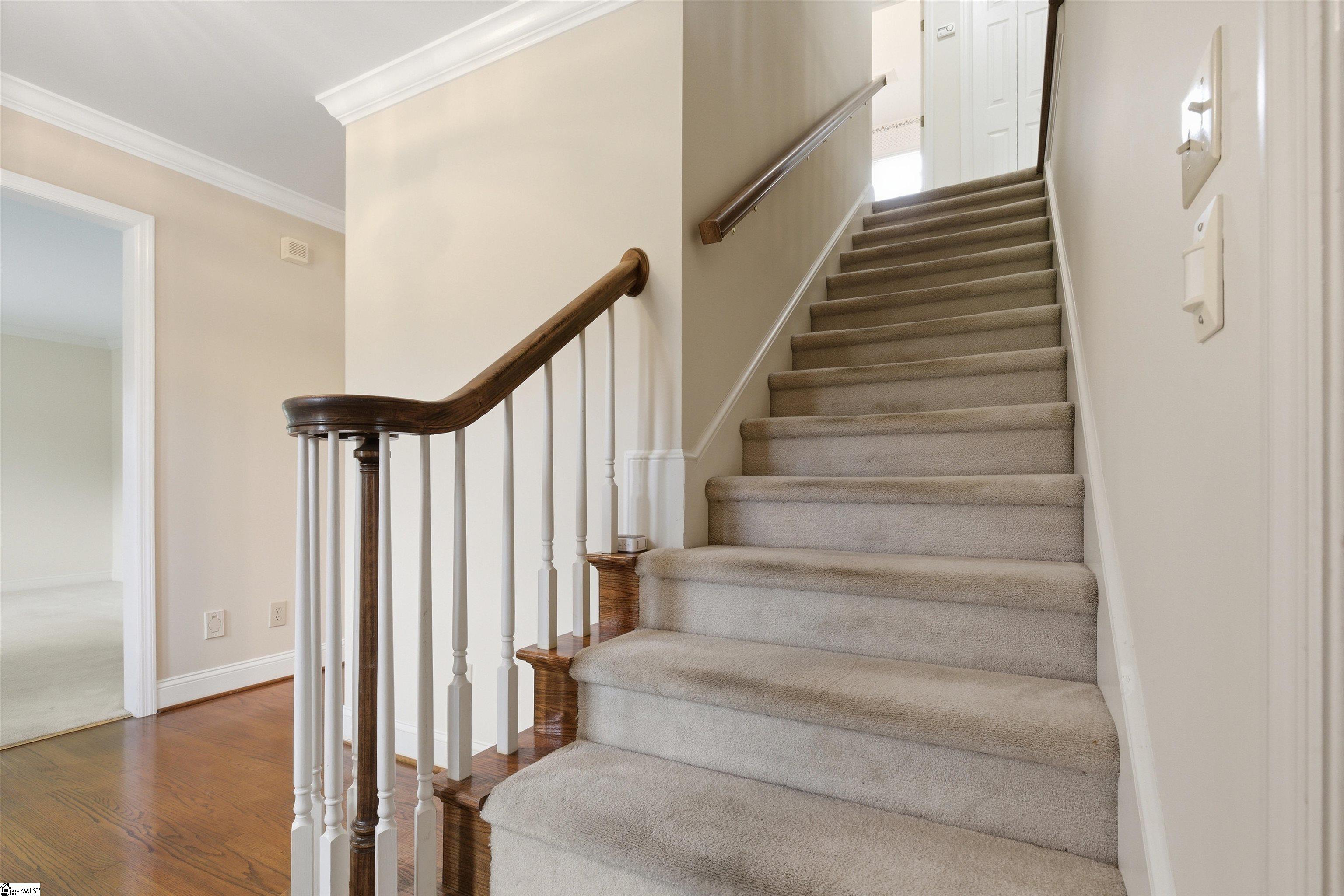 110 W Killarney Lake Moore, SC 29369
