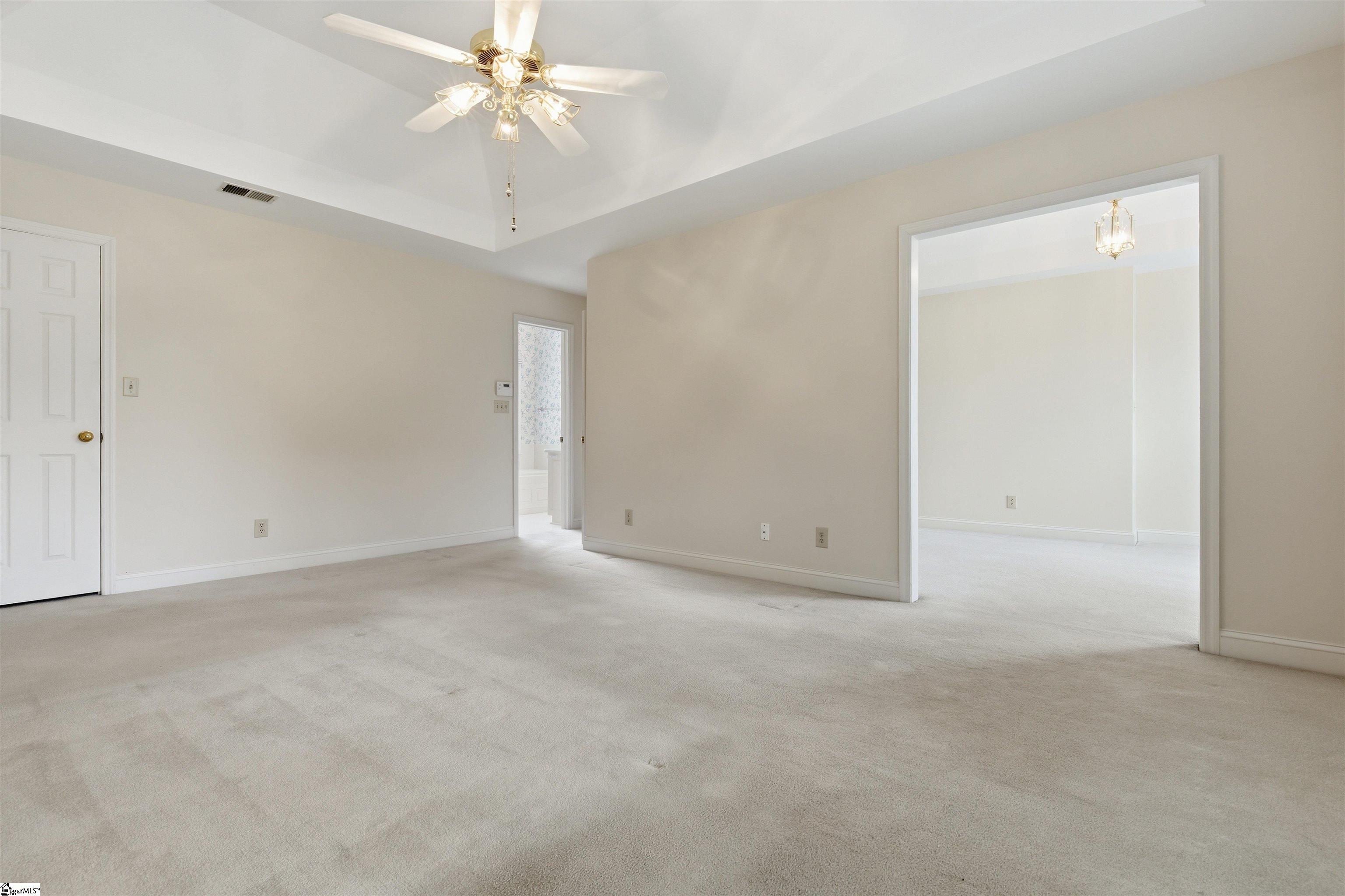 110 W Killarney Lake Moore, SC 29369