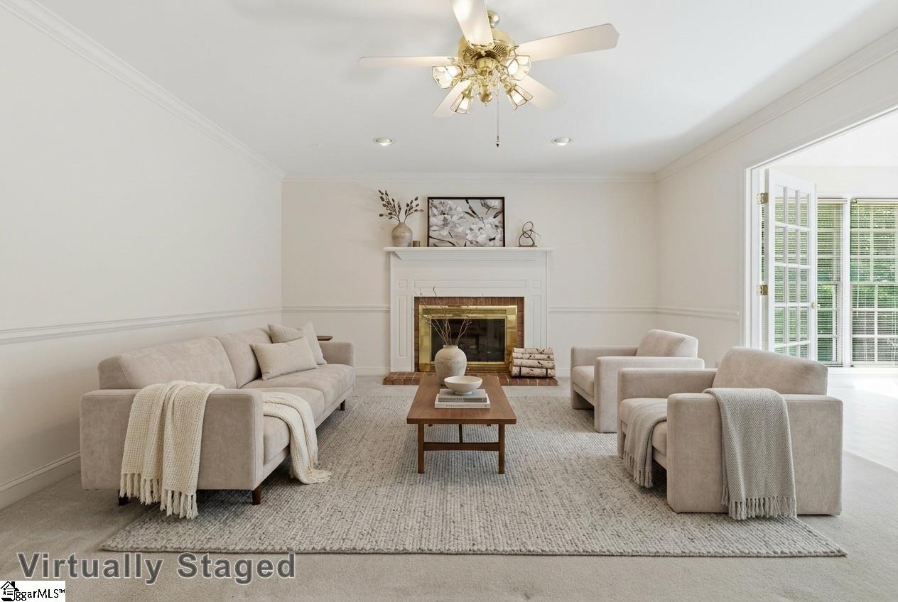 110 W Killarney Lake Moore, SC 29369