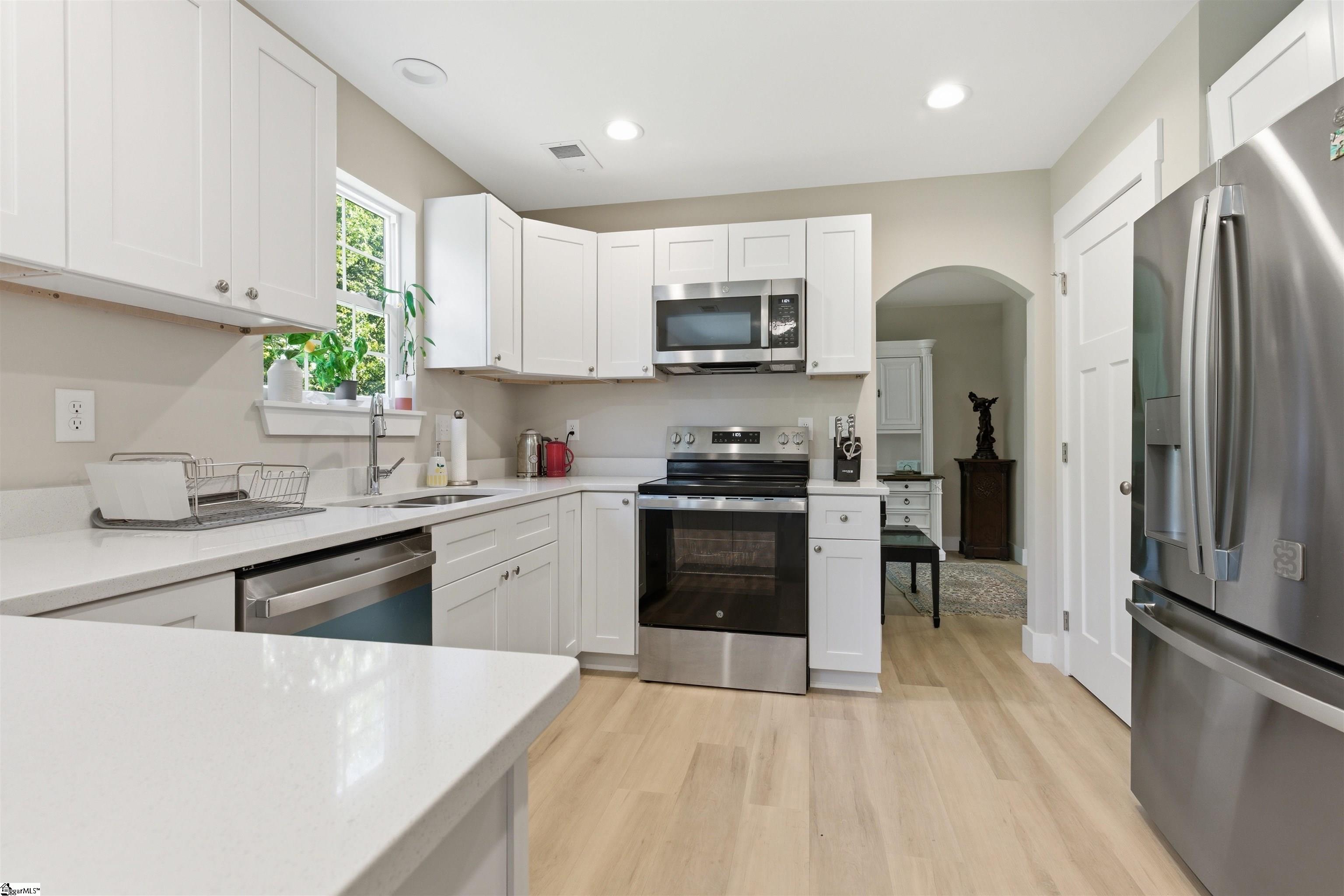 34 Perkins Court Greer, SC 29651