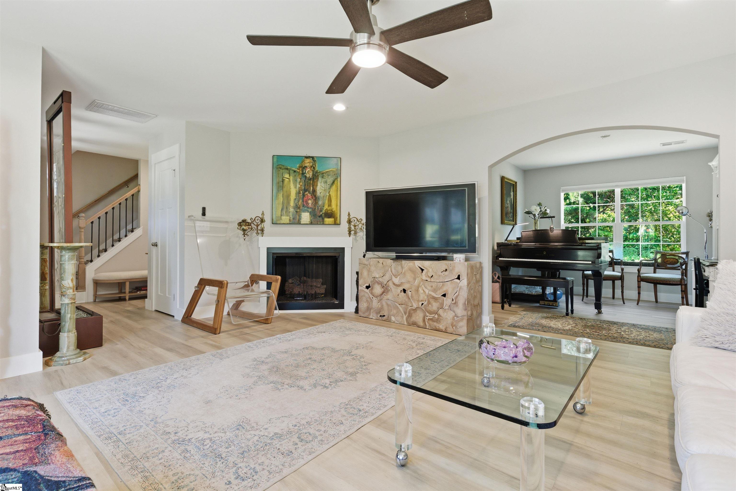 34 Perkins Court Greer, SC 29651