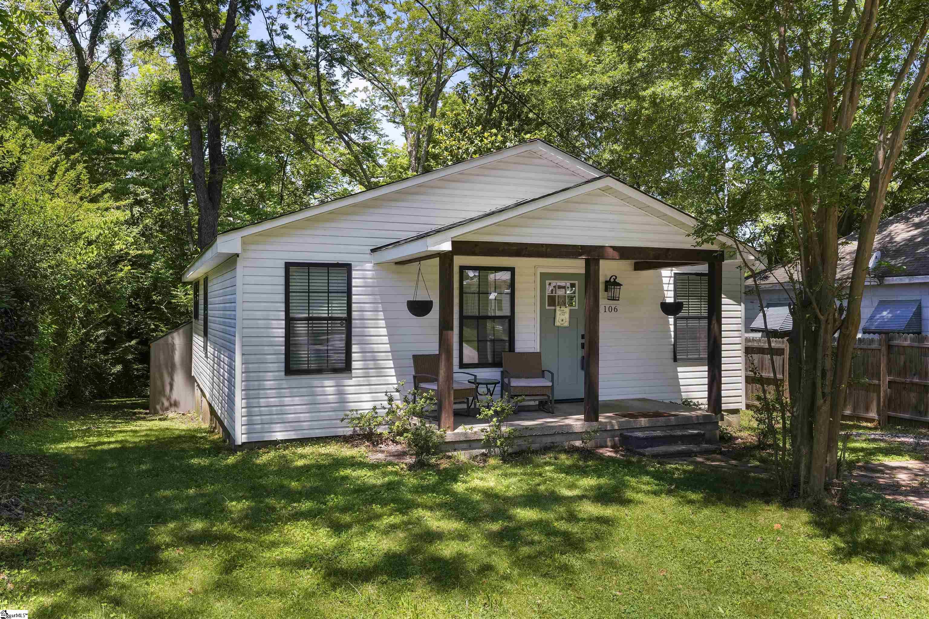 106 N 3rd Street Easley, SC 29640