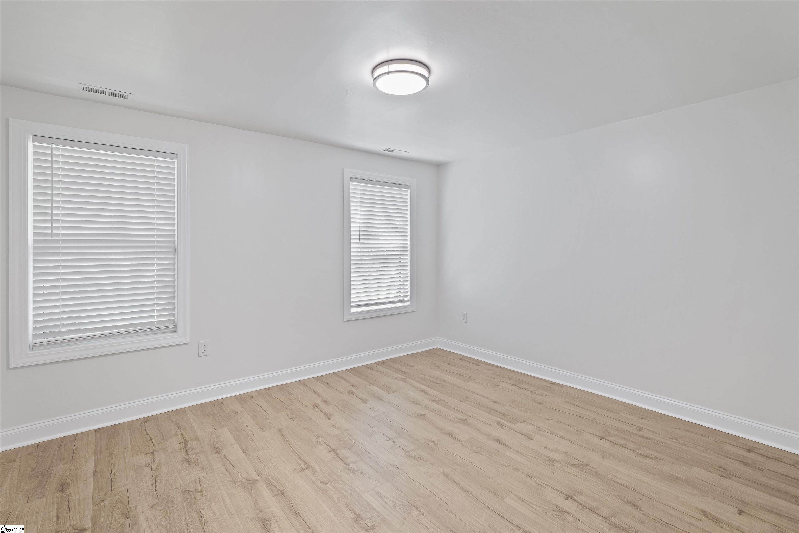 106 N 3rd Street Easley, SC 29640