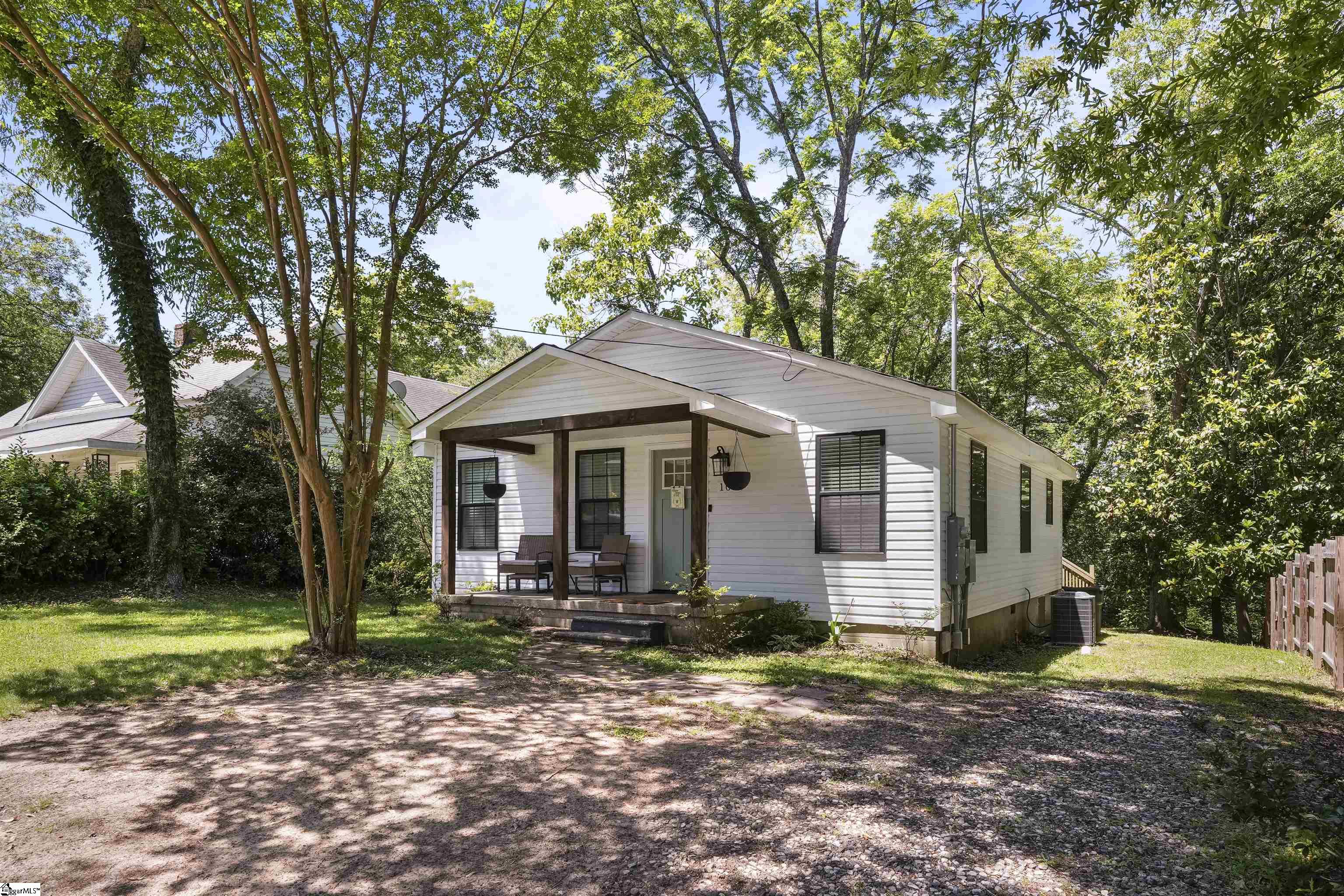106 N 3rd Street Easley, SC 29640