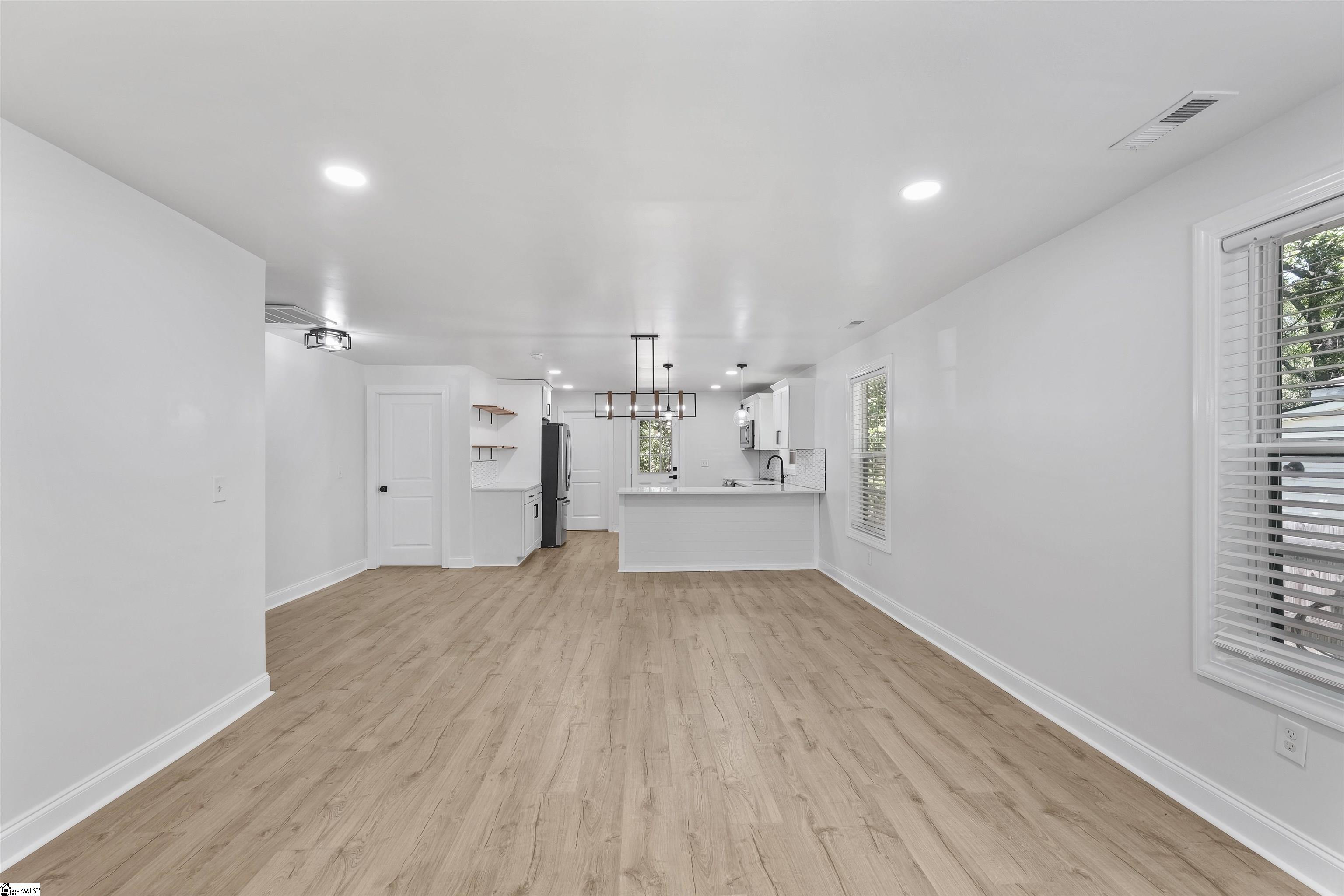 106 N 3rd Street Easley, SC 29640