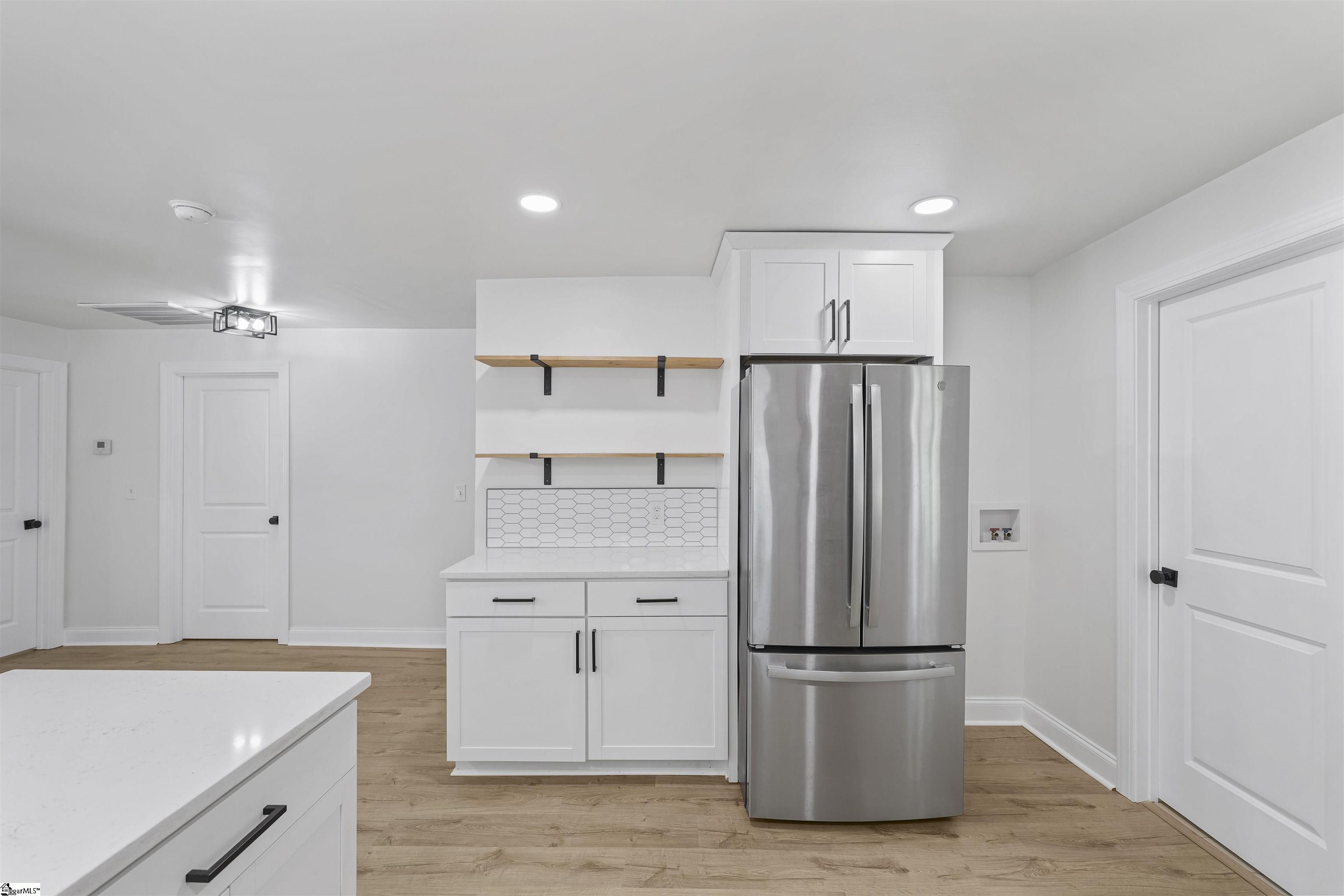 106 N 3rd Street Easley, SC 29640