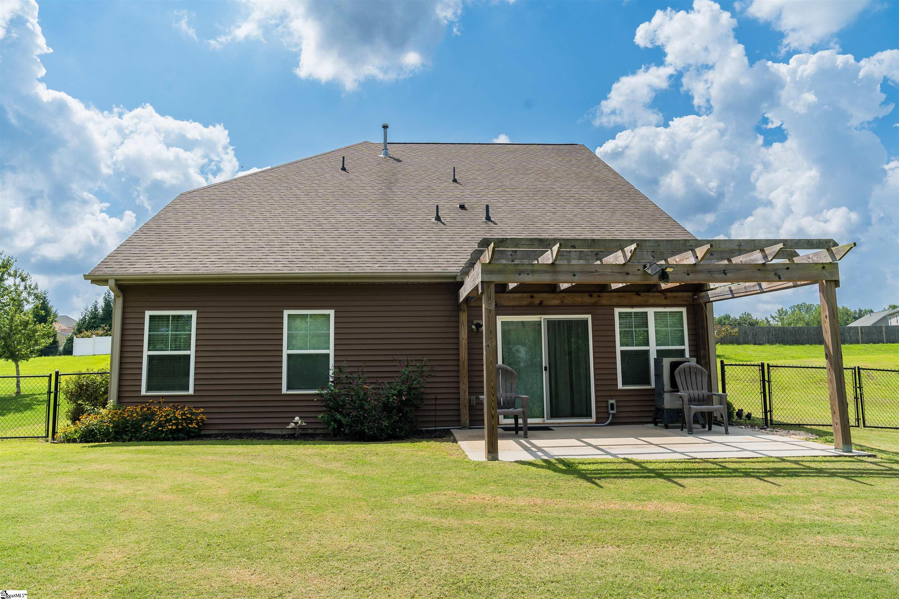 267 Castleton Circle Boiling Springs, SC 29316