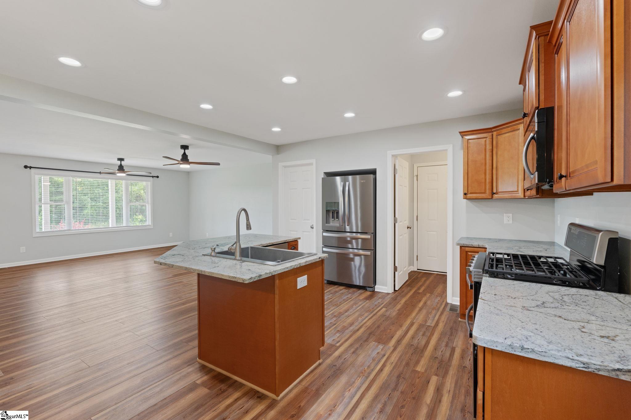 2762 Allen Bridge Road Fountain Inn, SC 29644