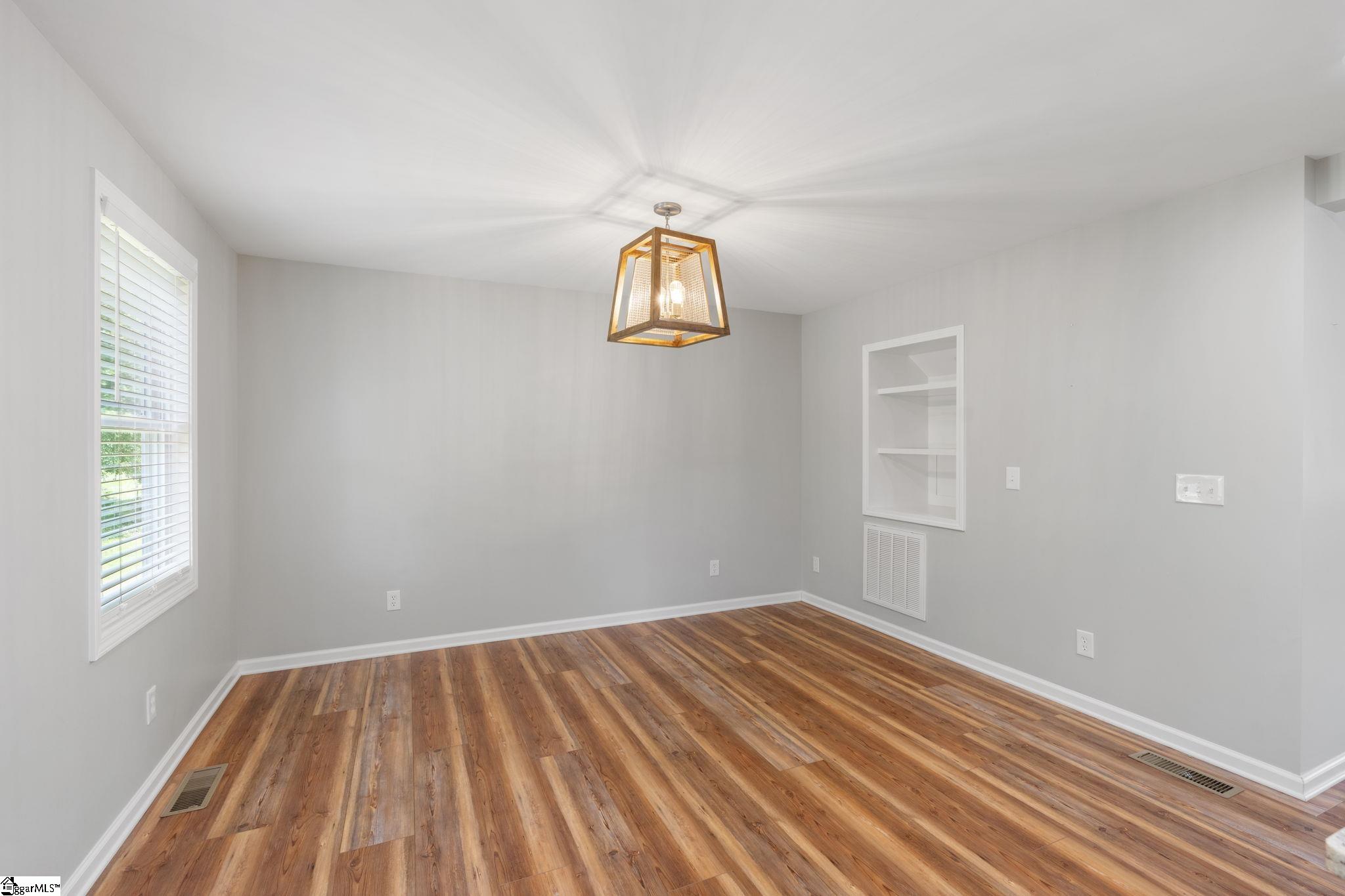 2762 Allen Bridge Road Fountain Inn, SC 29644