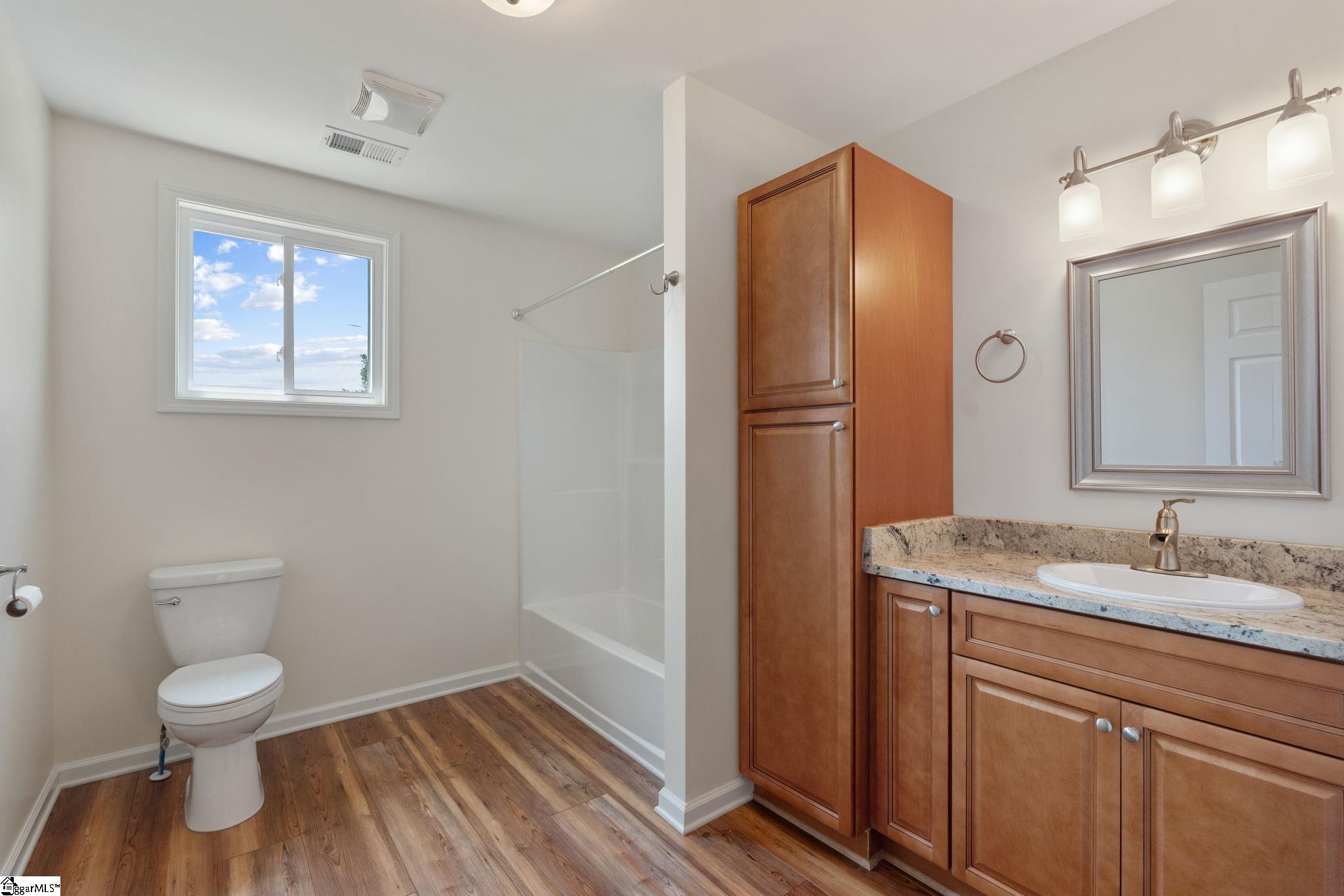2762 Allen Bridge Road Fountain Inn, SC 29644