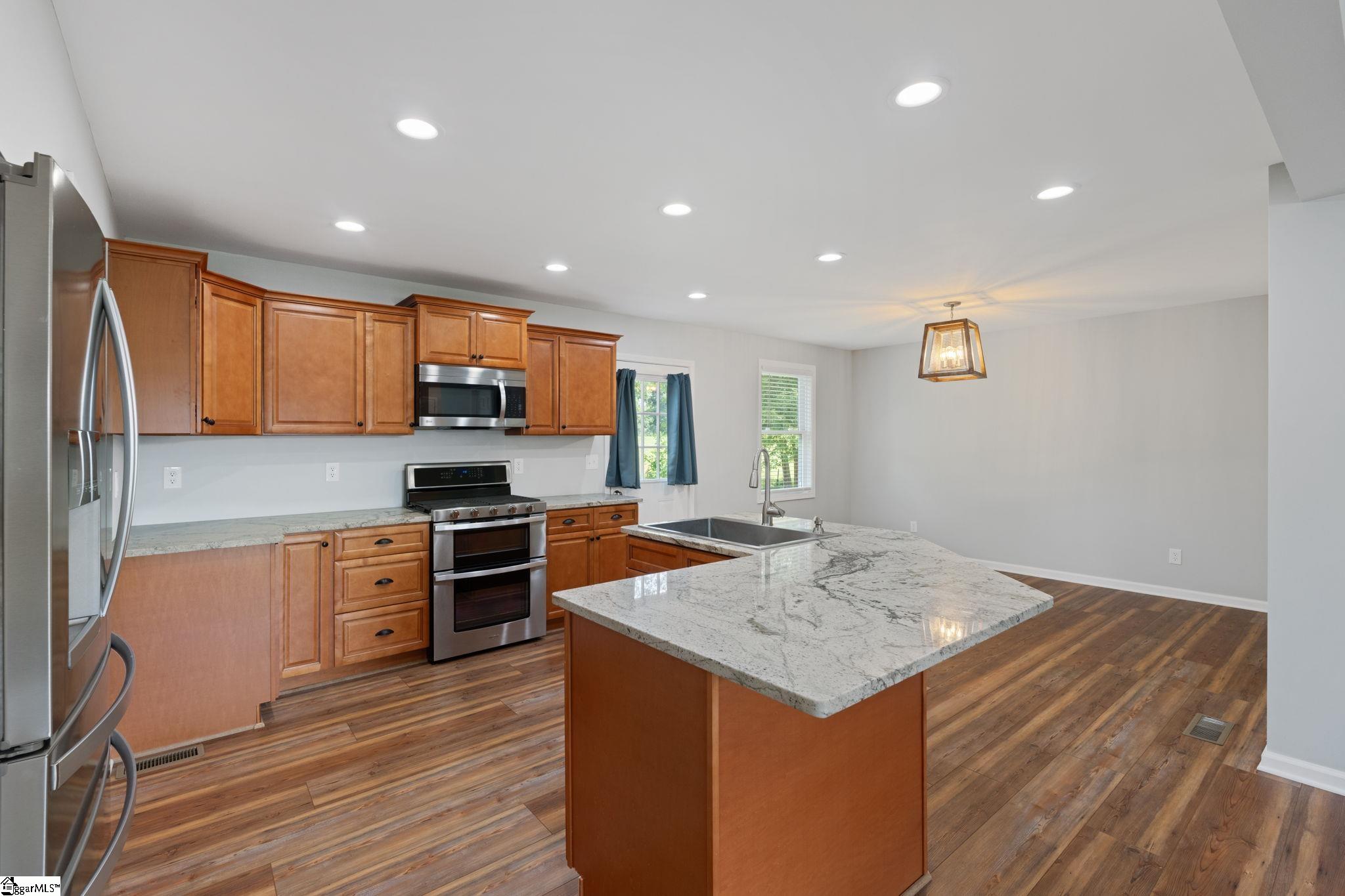 2762 Allen Bridge Road Fountain Inn, SC 29644