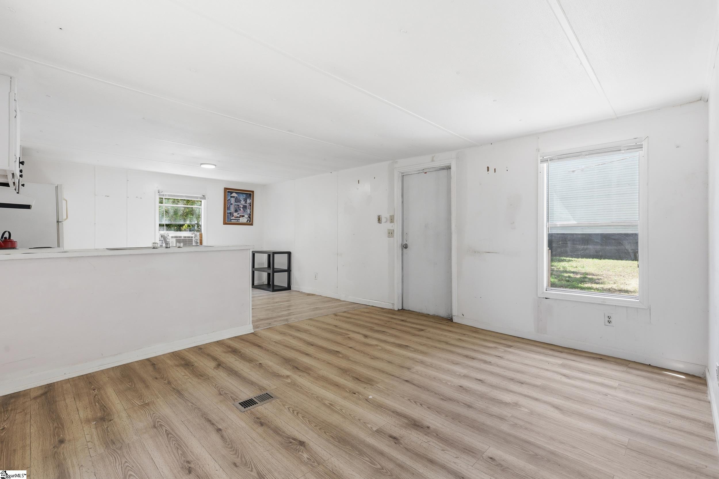 10 Ace Drive Greenville, SC 29605