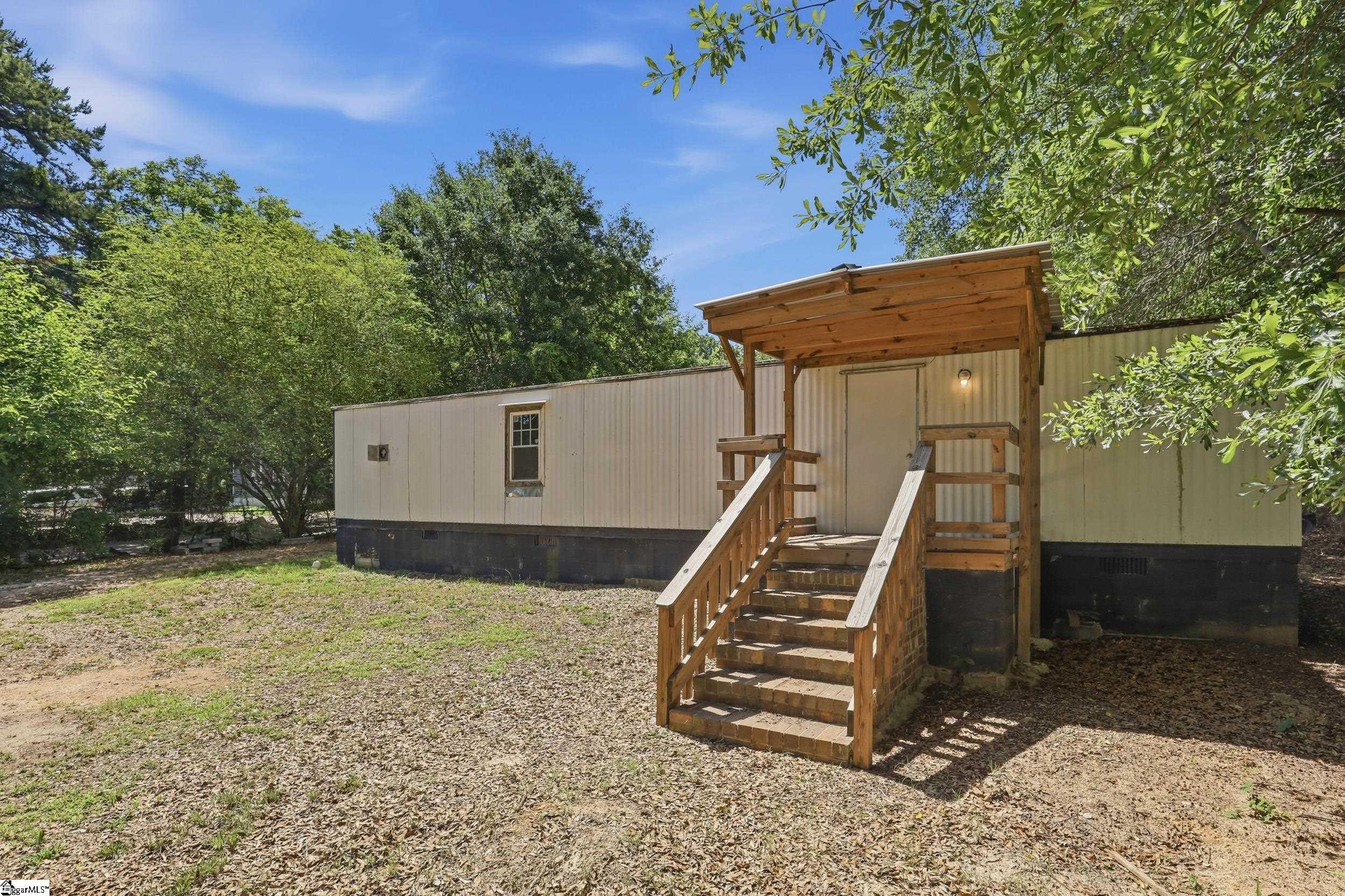 10 Ace Drive Greenville, SC 29605