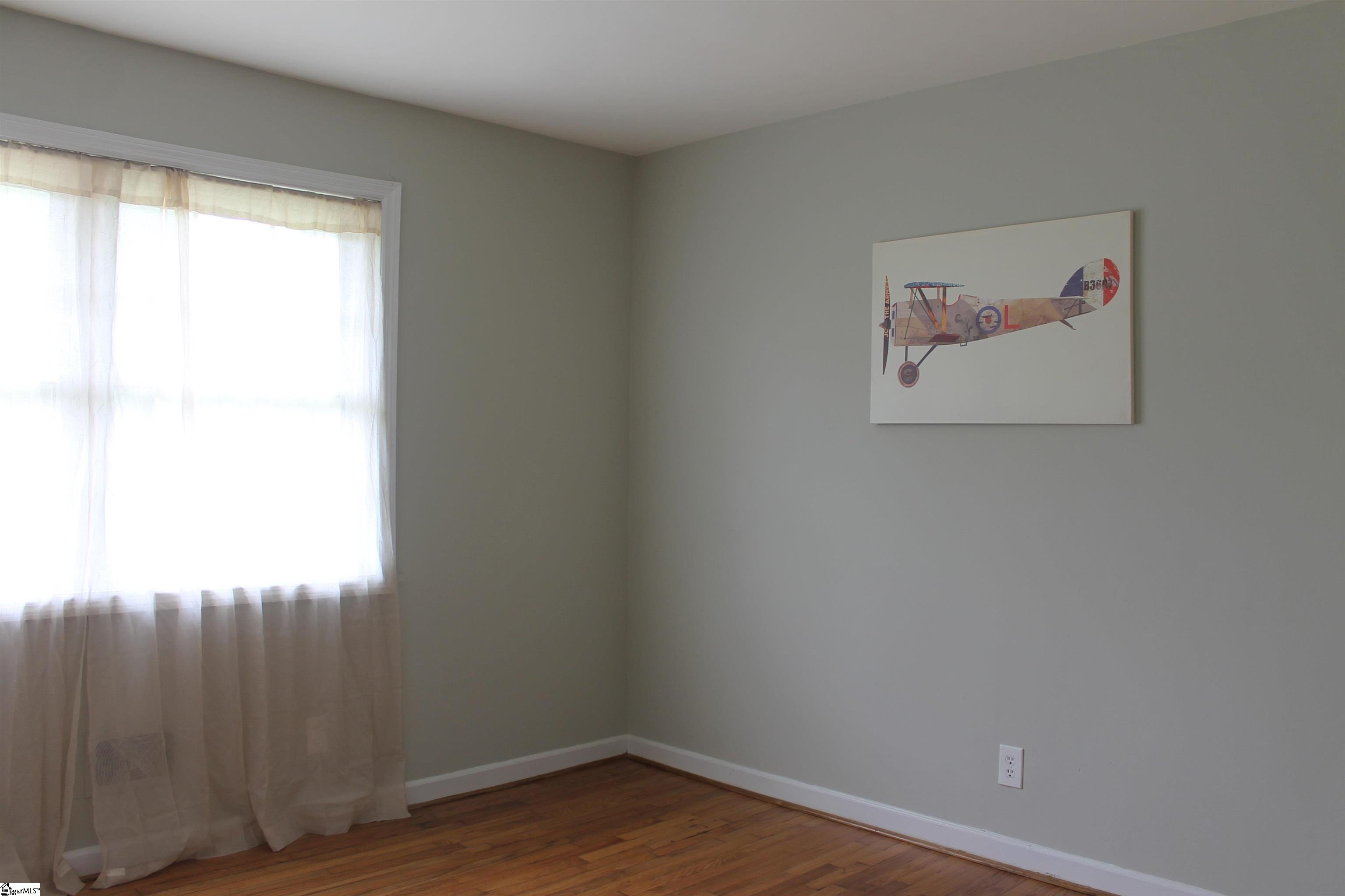 208 Alice Farr Drive Greenville, SC 29617-1506