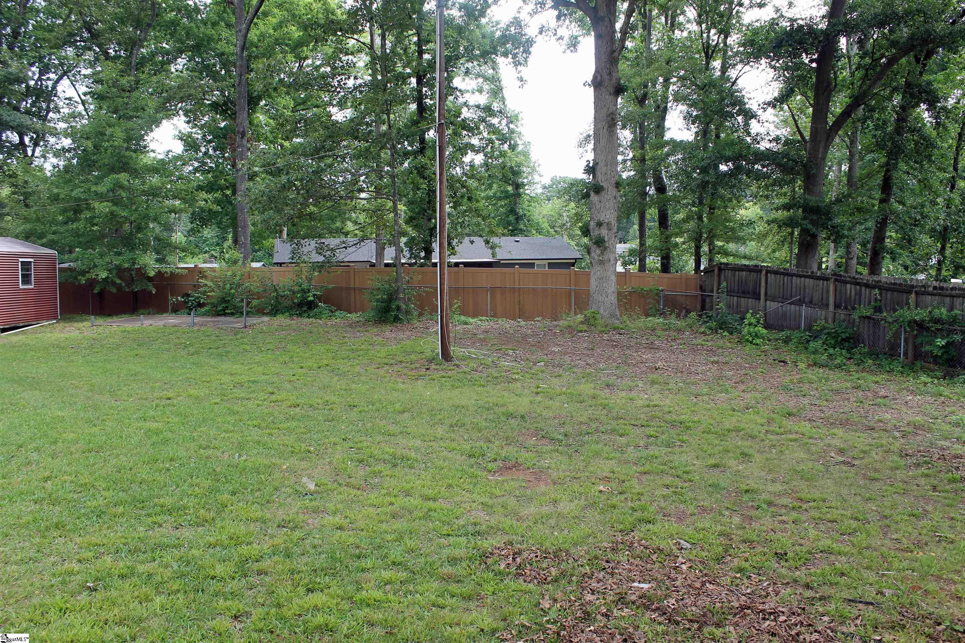 208 Alice Farr Drive Greenville, SC 29617-1506