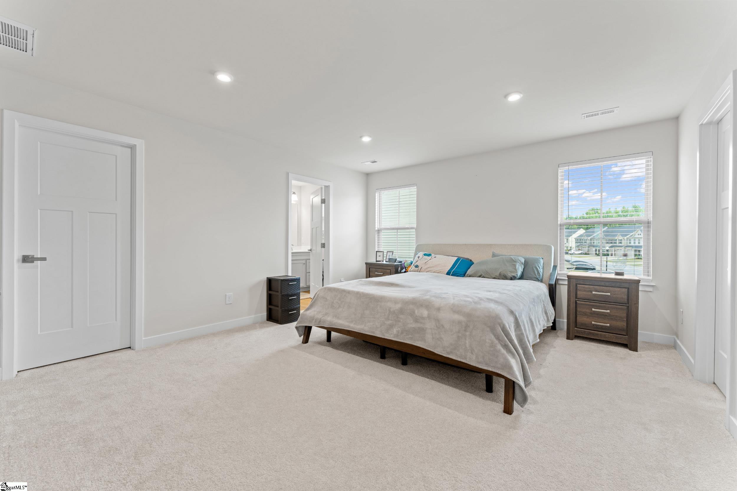 561 Martin Creek Drive Simpsonville, SC 29680