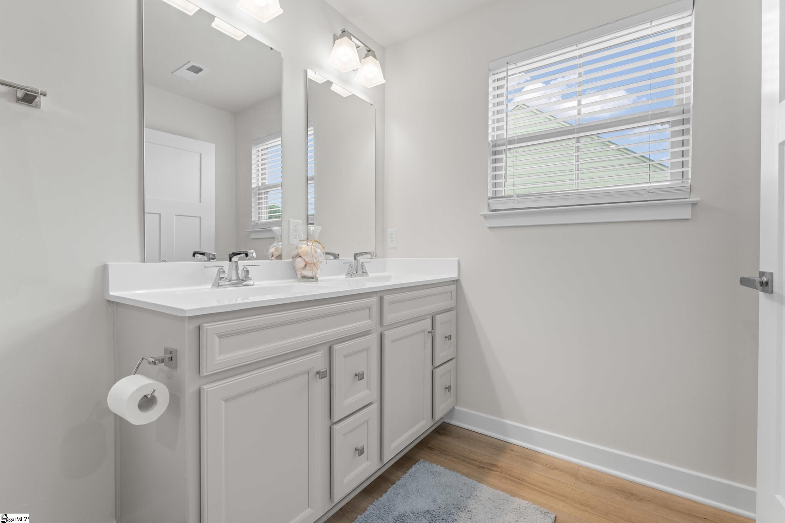 561 Martin Creek Drive Simpsonville, SC 29680