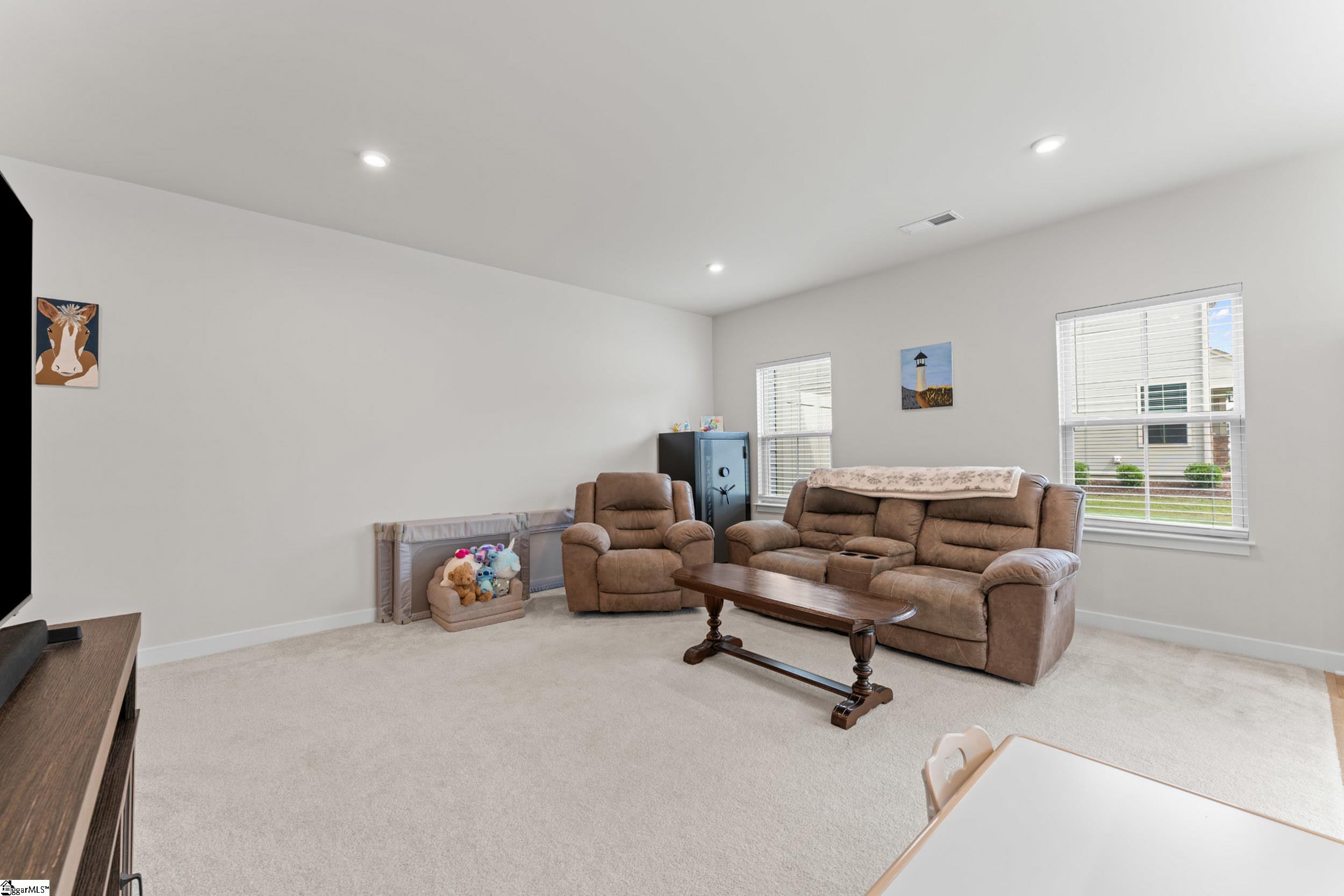 561 Martin Creek Drive Simpsonville, SC 29680