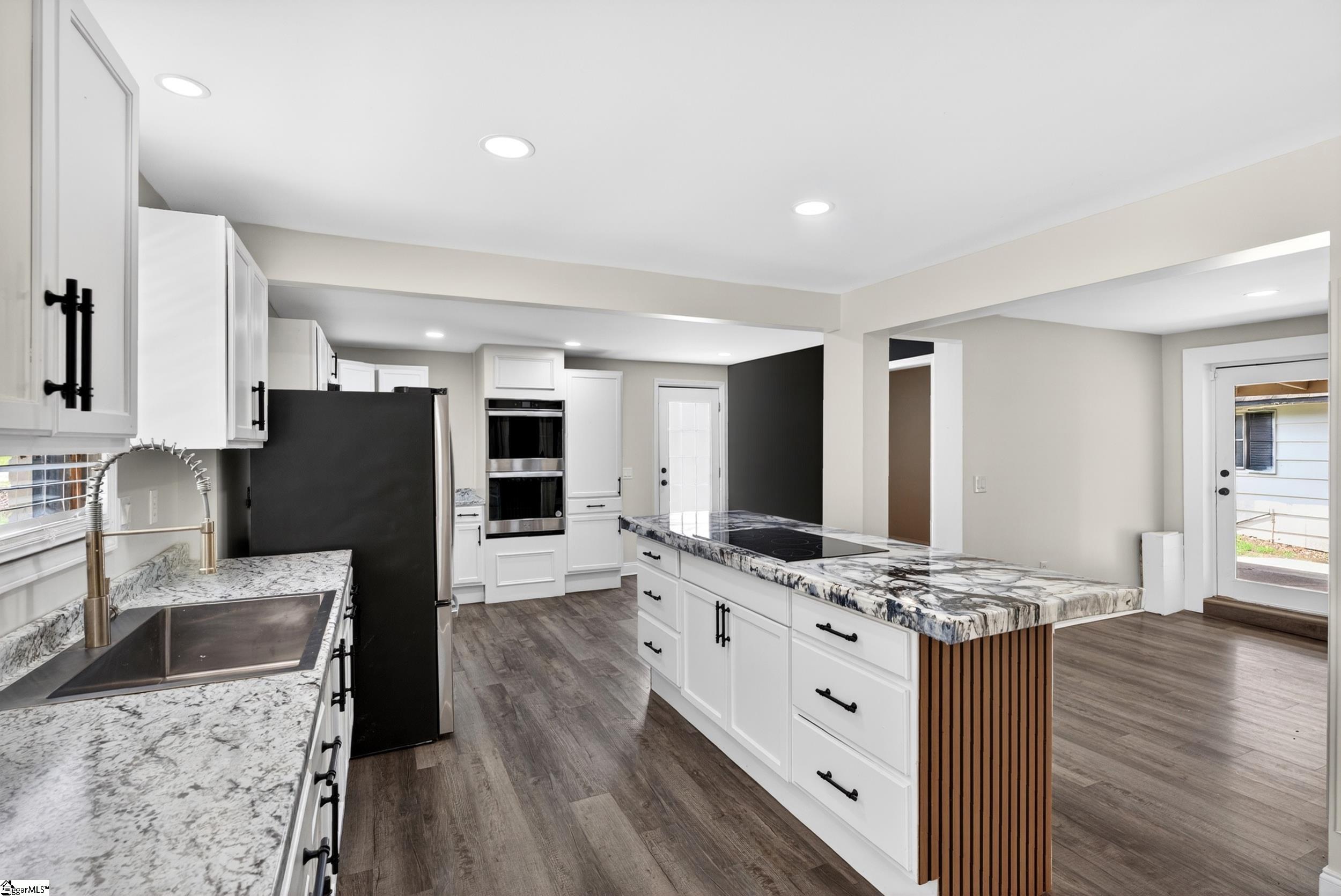 1 Woodleigh Drive Taylors, SC 29687