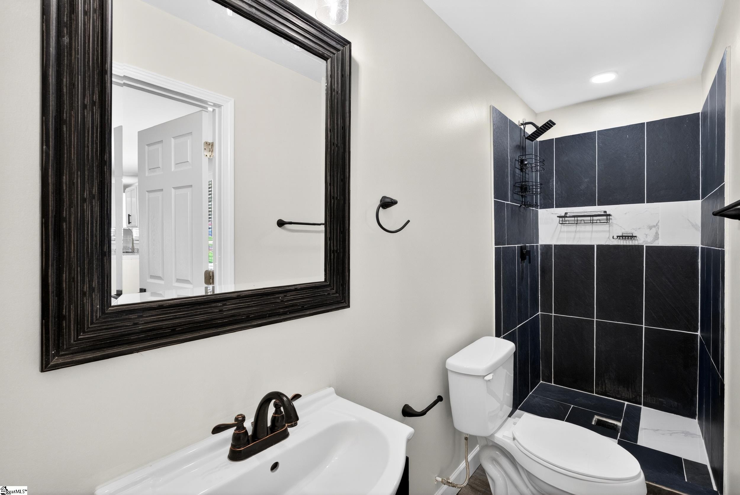 1 Woodleigh Drive Taylors, SC 29687