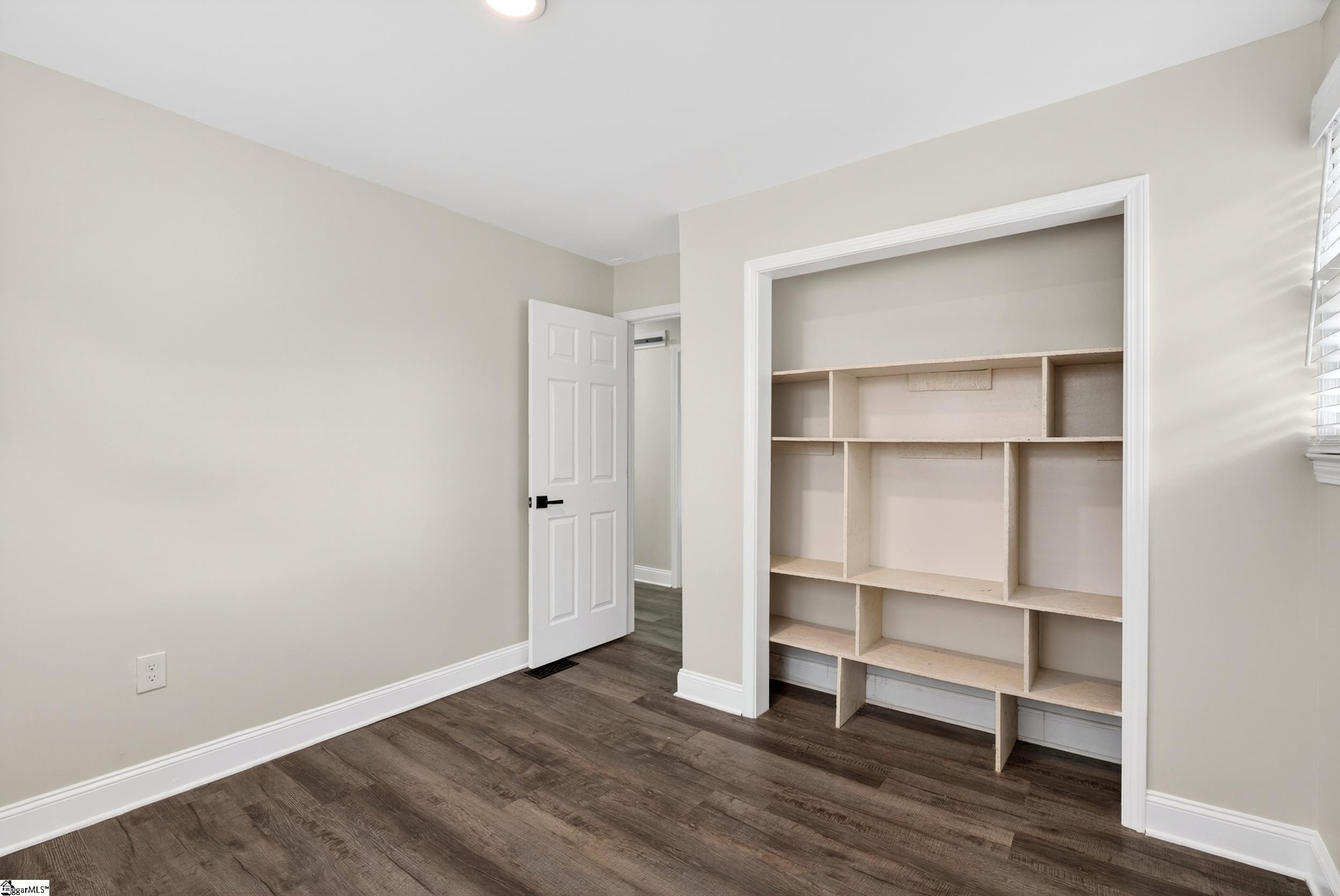 1 Woodleigh Drive Taylors, SC 29687