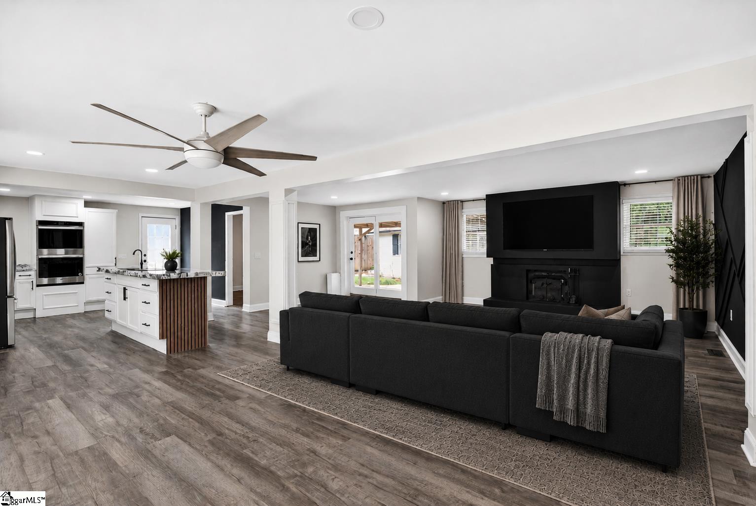 1 Woodleigh Drive Taylors, SC 29687