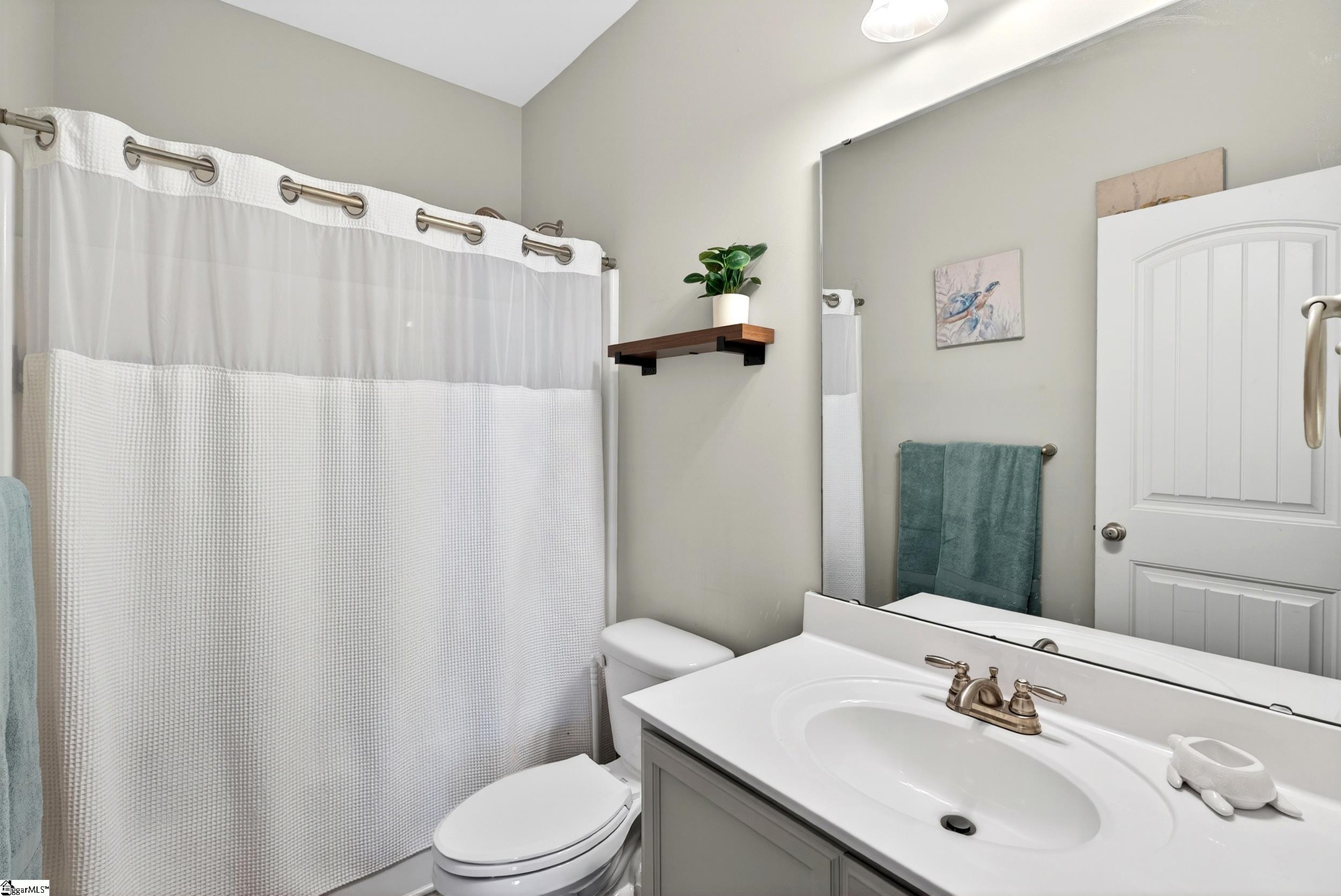 977 Garnet Circle Chesnee, SC 29323